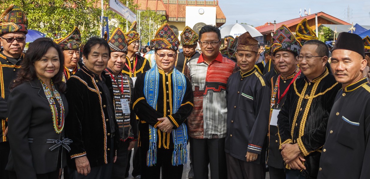 Penampang Sabah Dignitaries-at- Kaamatan-Celebrations-2014-01