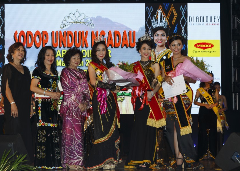 Penampang Sabah Unduk-Ngadau-2014-Winners-of-subsidiary-titles-01
