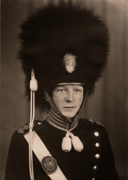 Robert Nielsen Army Photo 1