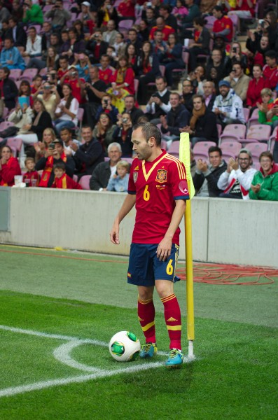 Spain - Chile - 10-09-2013 - Geneva - Andres Iniesta 4