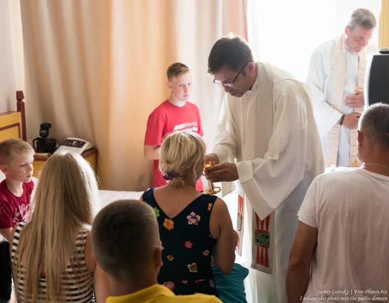 the Catholic mass in a hotel room in Turkey in August 2019, picture 3