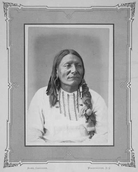 The One Who Run The Tiger-He-Gmah-Vua-Kovah. Brule Sioux, 1872 - NARA - 518993