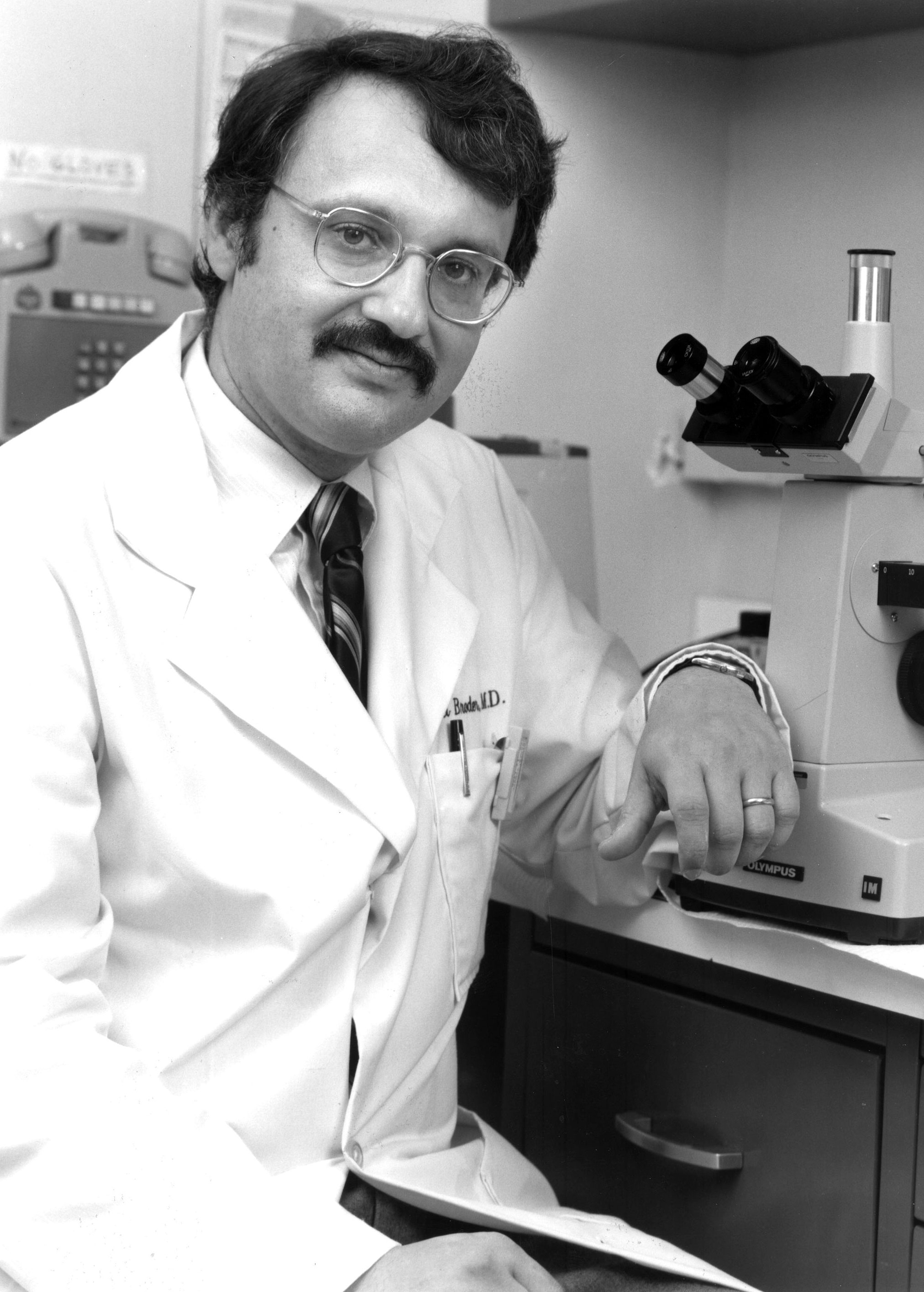 Samuel Broder MD nci-vol-4344-300