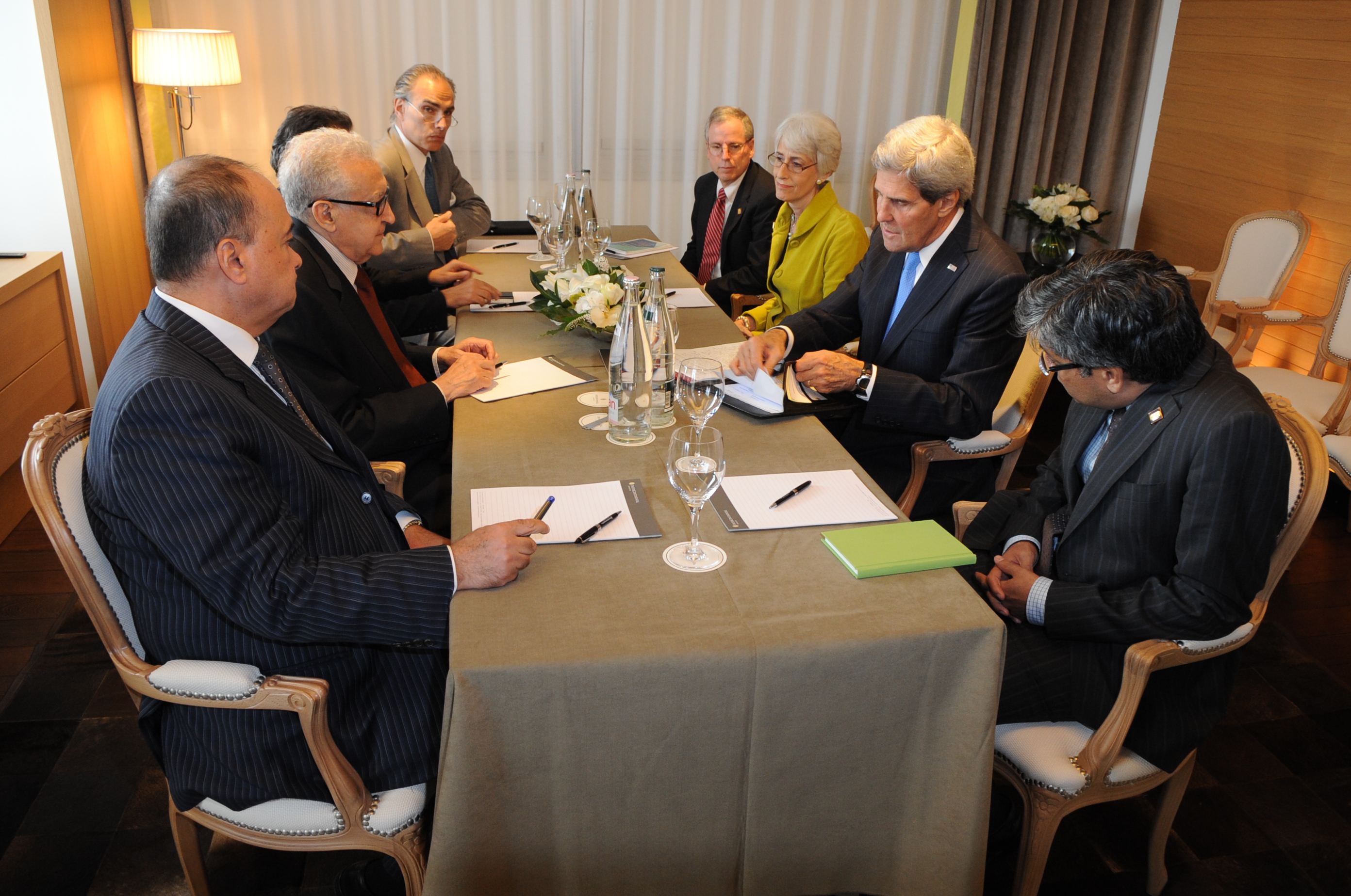 Secretary Kerry Meets with UN Special Envoy Brahimi (9757145713)