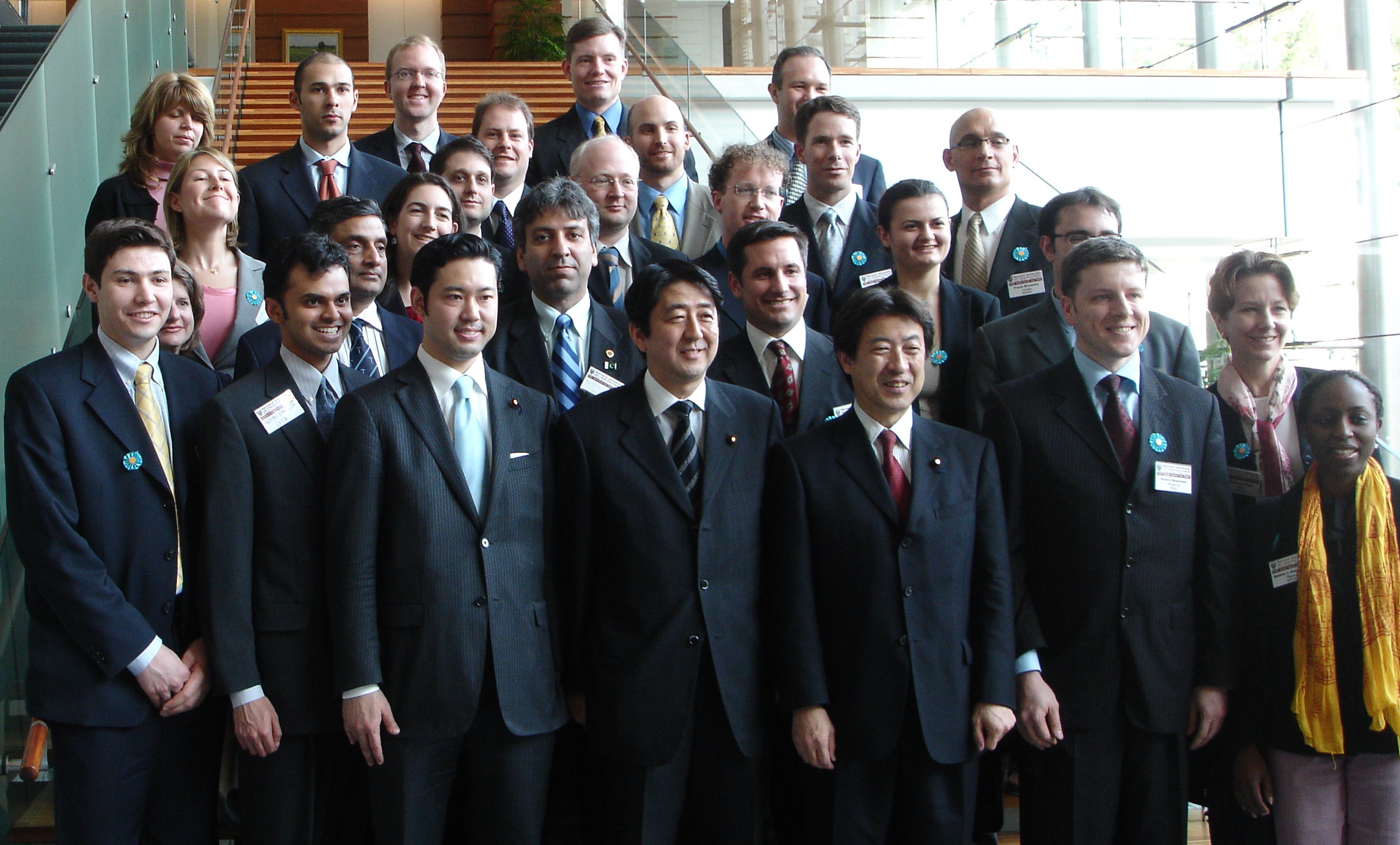 Shinzo Abe with KSG Students