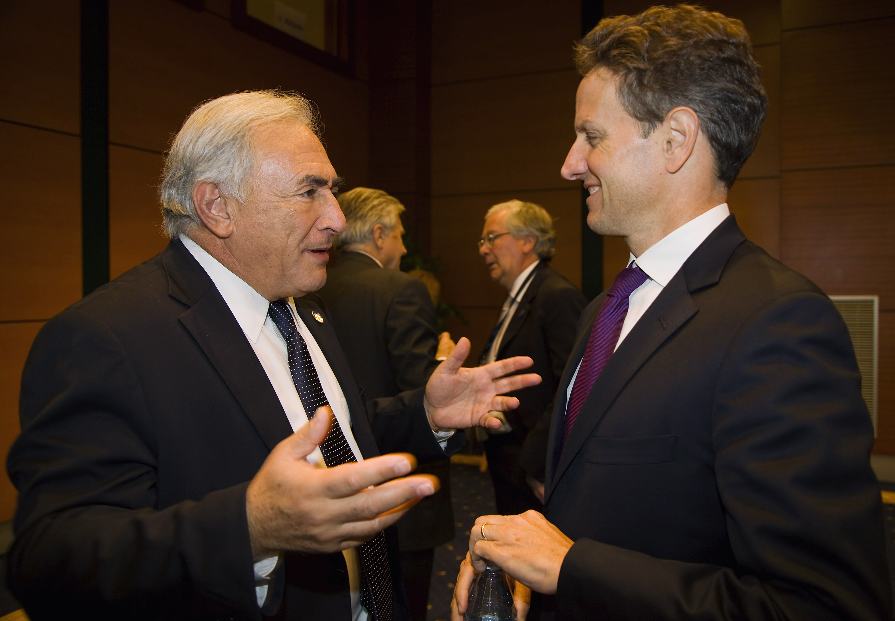 Strauss-Kahn, Geithner (IMF 2009)