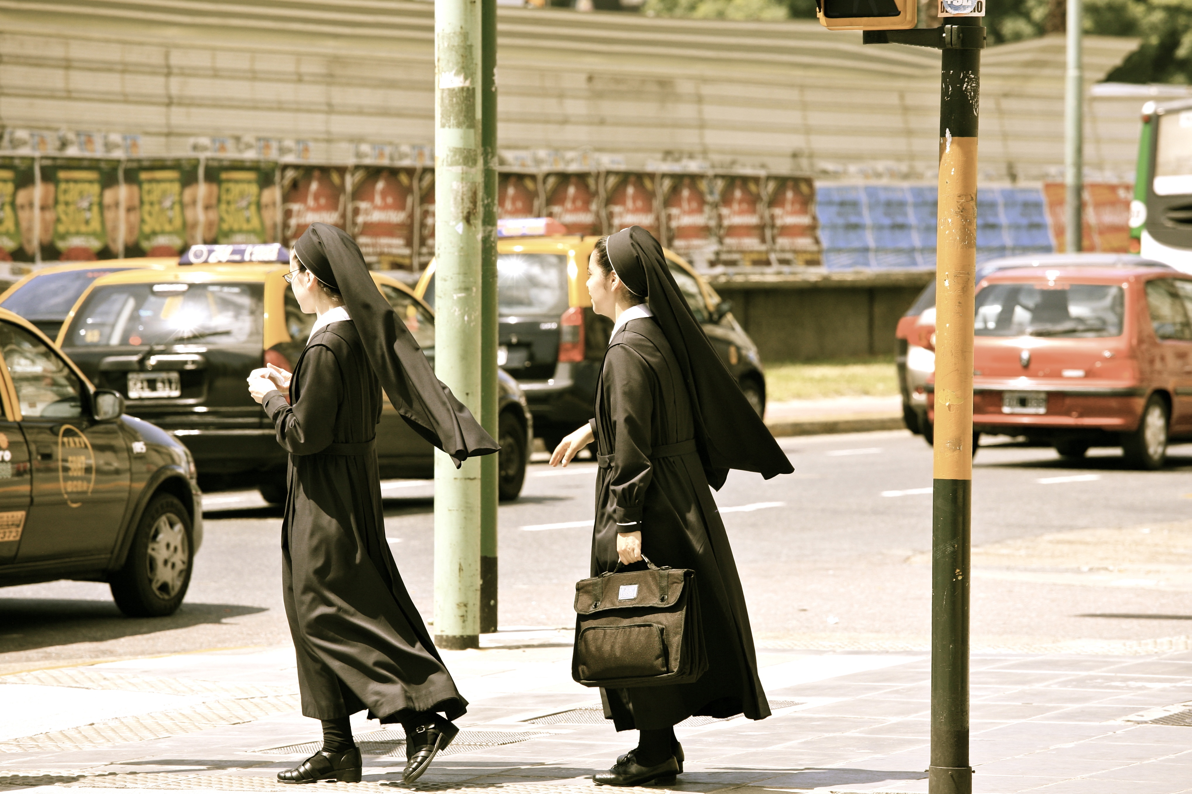 Street Nuns (5468767745)