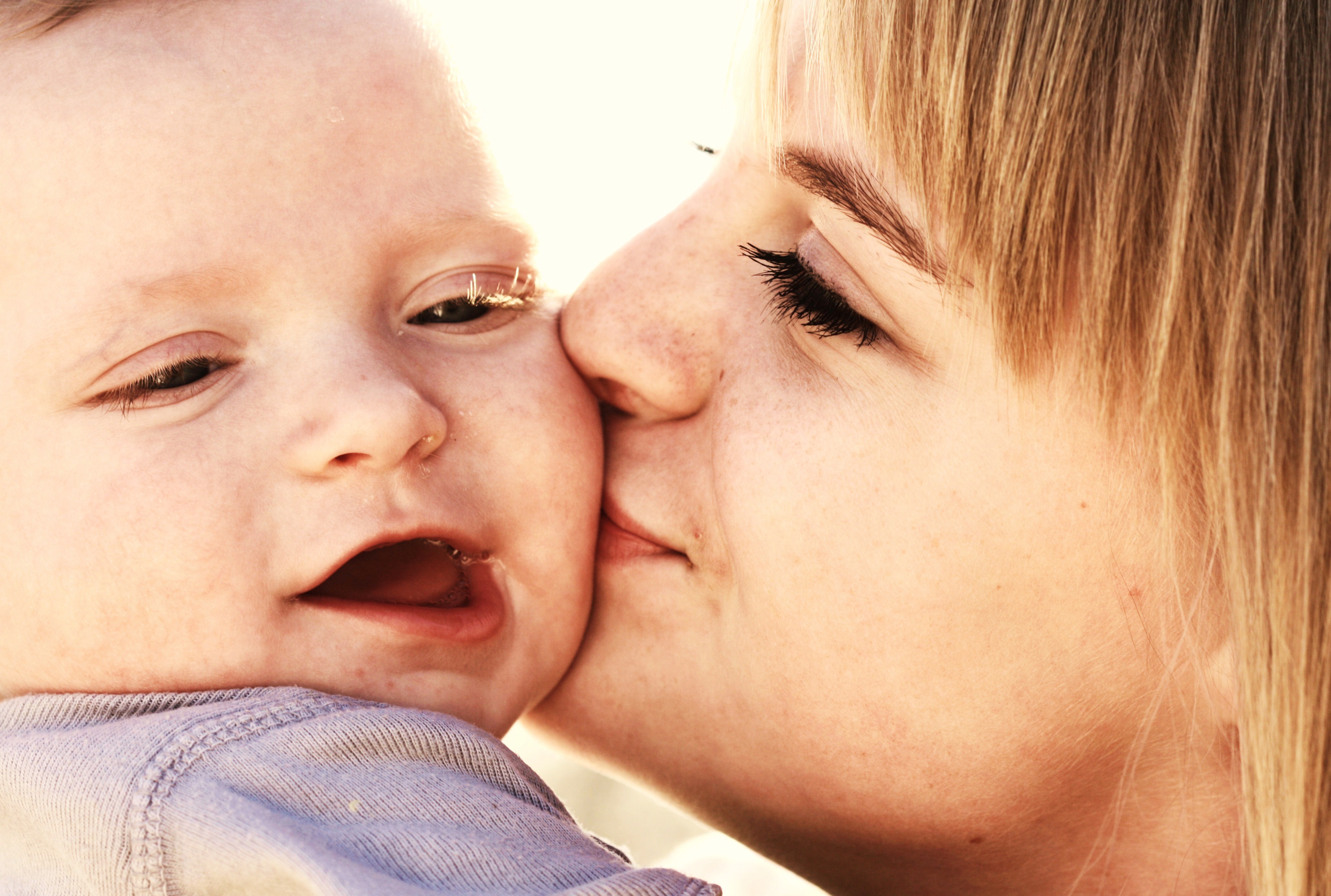 Sweet Baby Kisses Family Love
