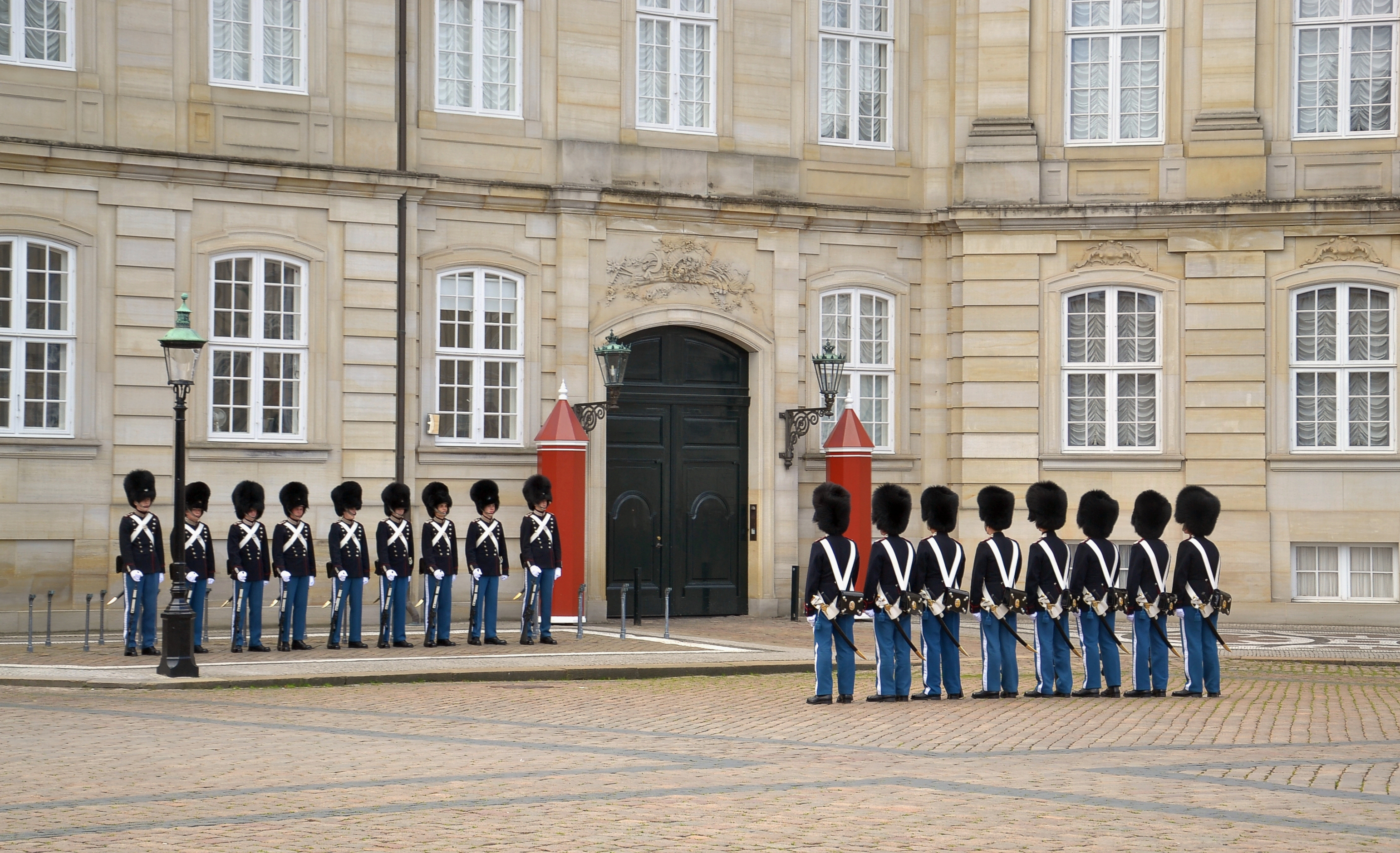 The Royal Life Guards (Den Kongelige Livgarde), Copenhagen 04