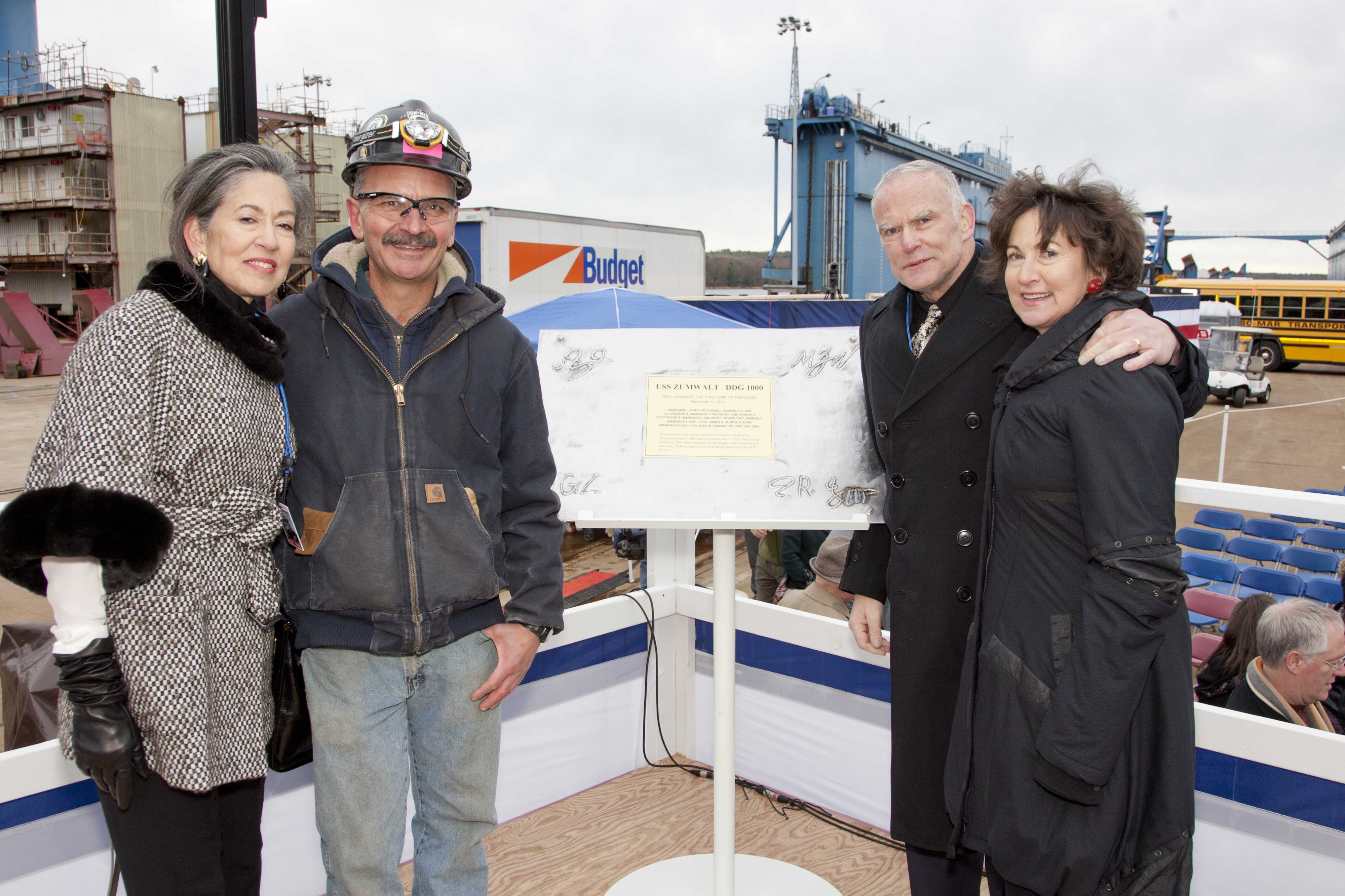 Flickr - Official U.S. Navy Imagery - Zumwalt family post for a picture during keel-laying.
