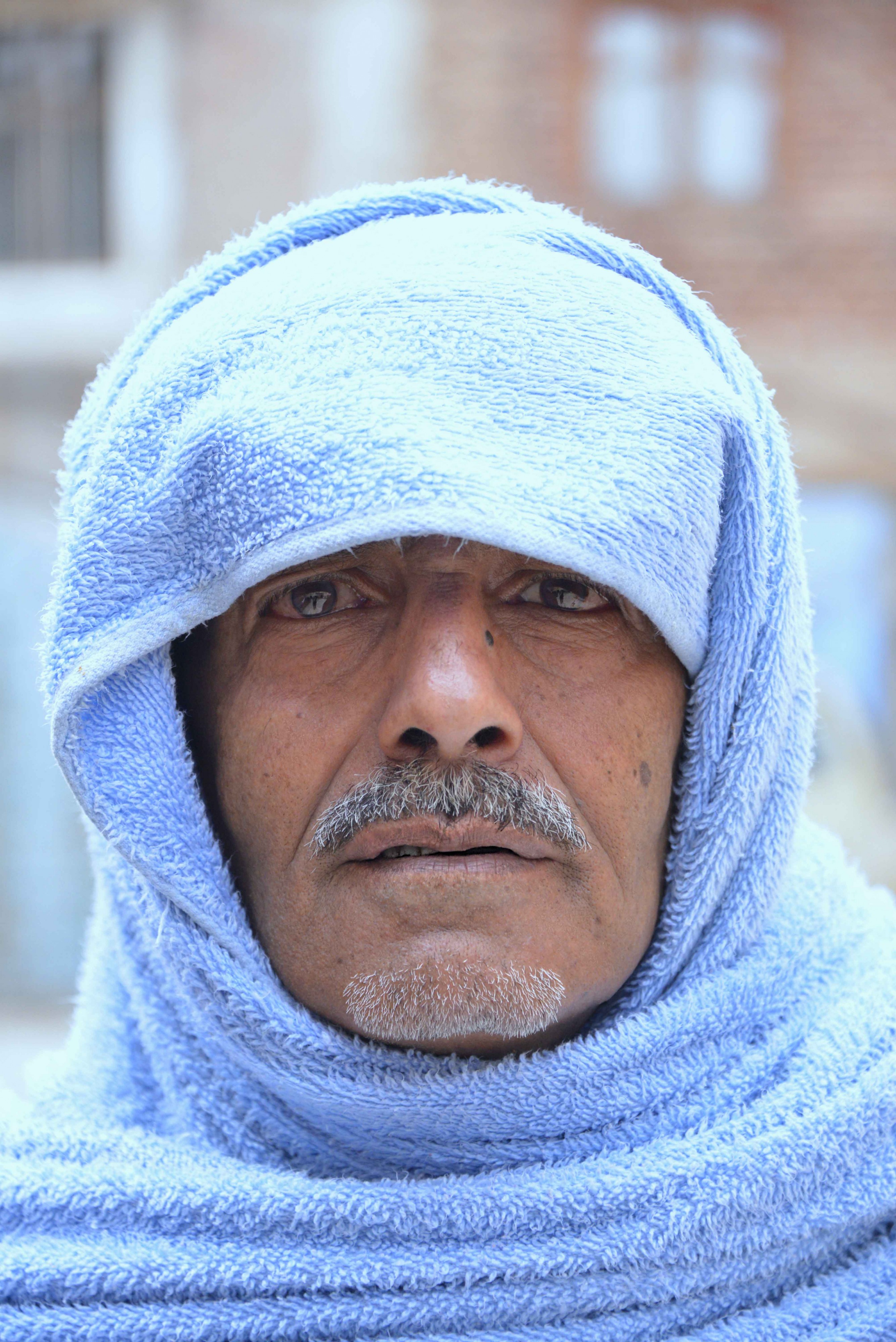 Helpfull Man, Sanaa, Yemen (10225387944)