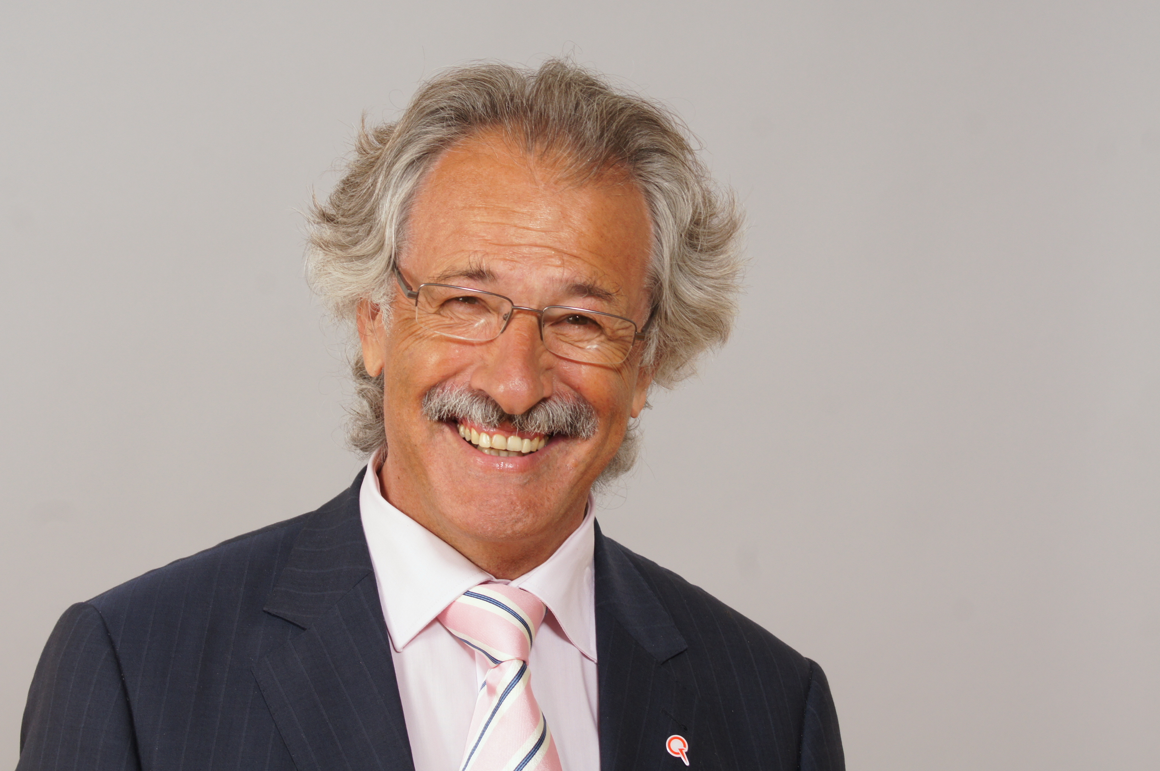 Walter Laki 1