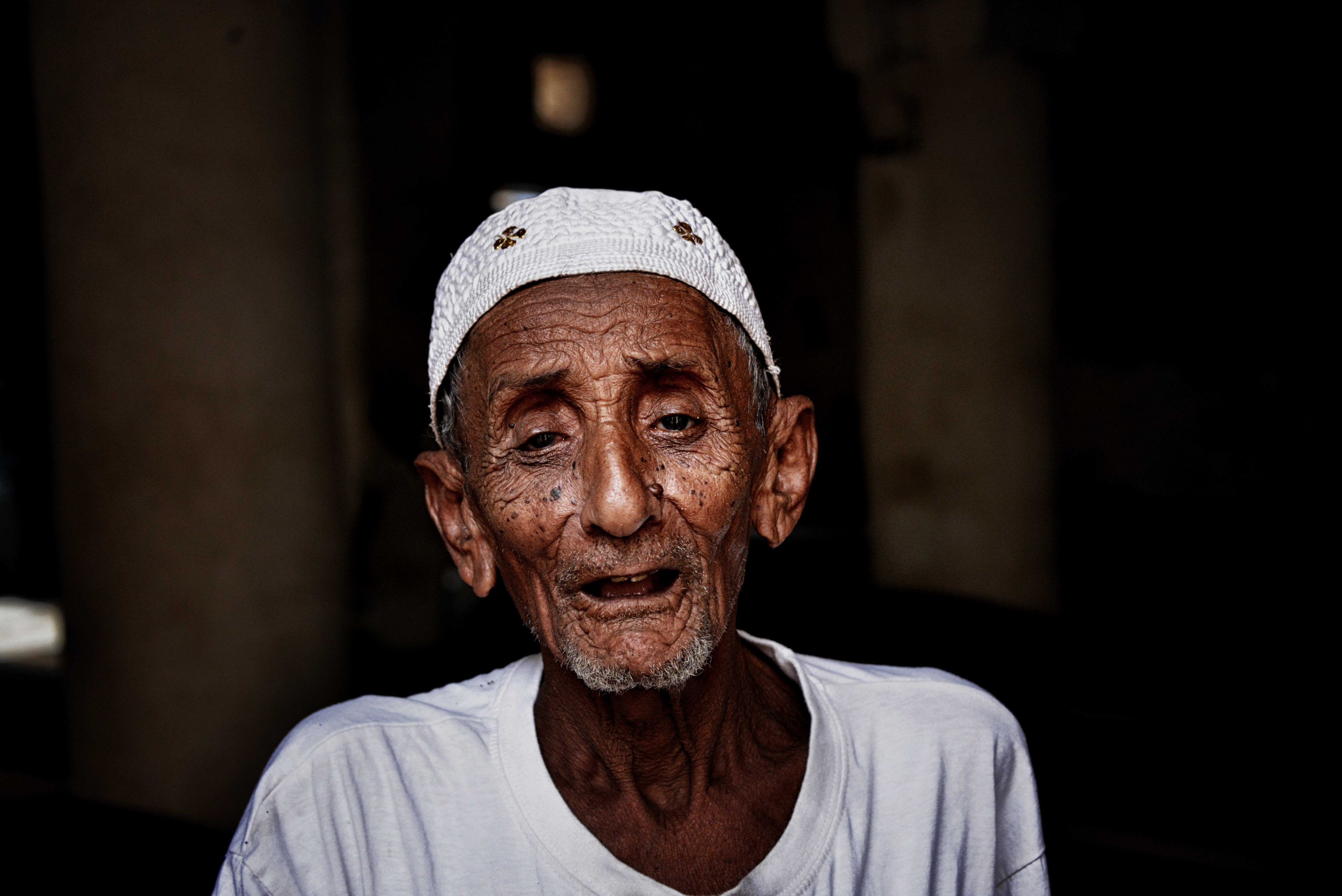 a 103 year old Yemeni man (10511762405)