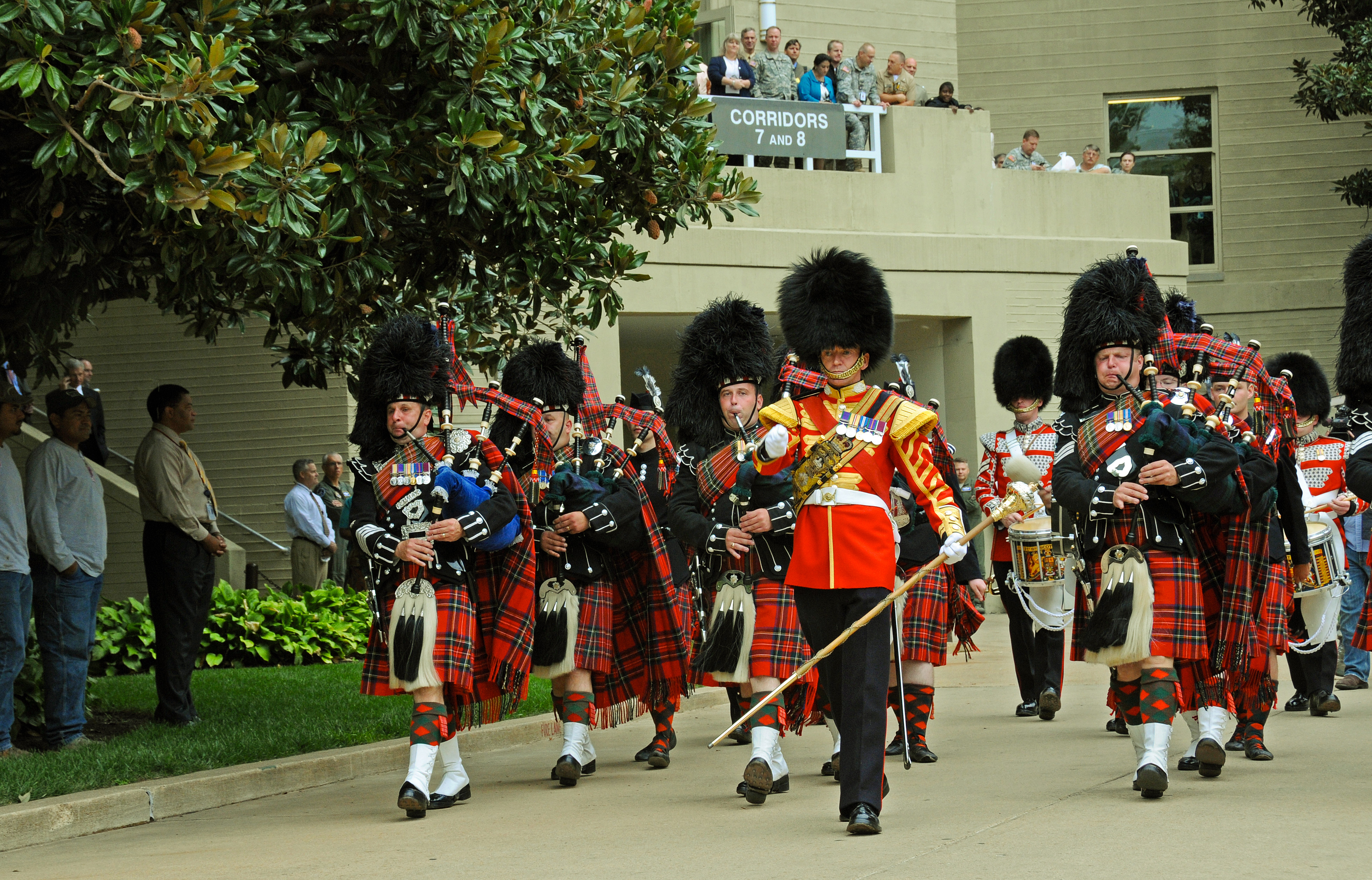 US Army 51766 Scots Pipes and Drums 1