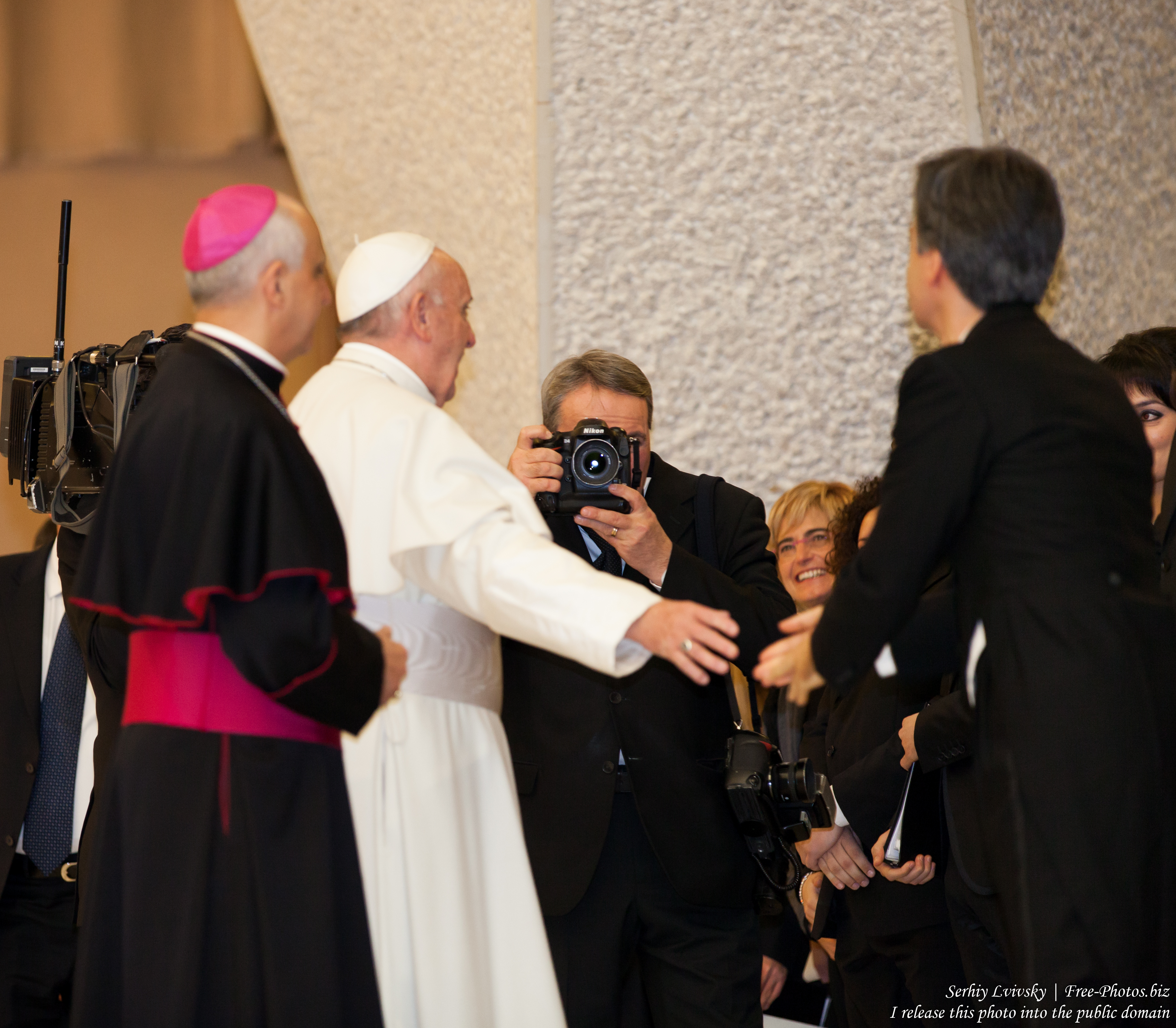 Pope Francis photographed in the Paul VI audience hall in January 2016 by Serhiy Lvivsky, picture 9