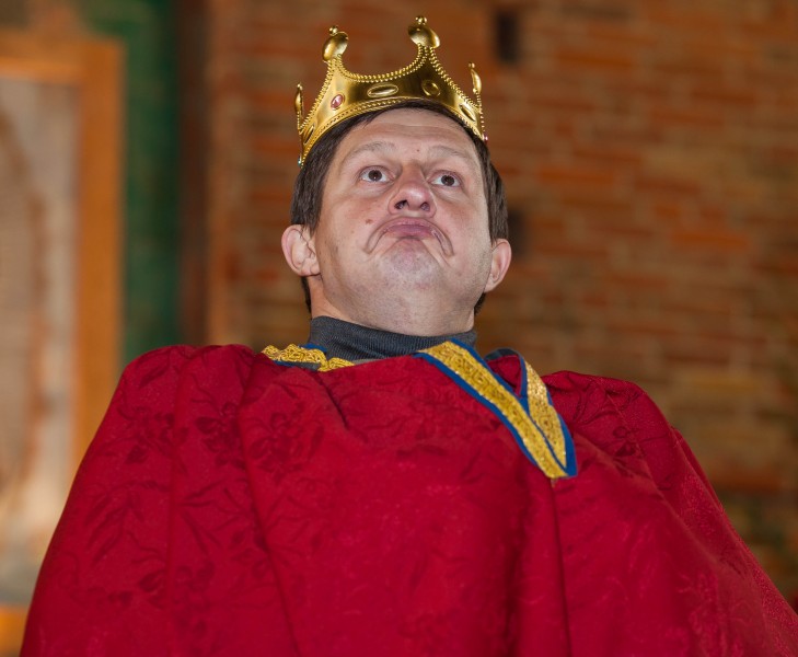 a man playing the role of king Herod in a church in December 2013, picture 3/3