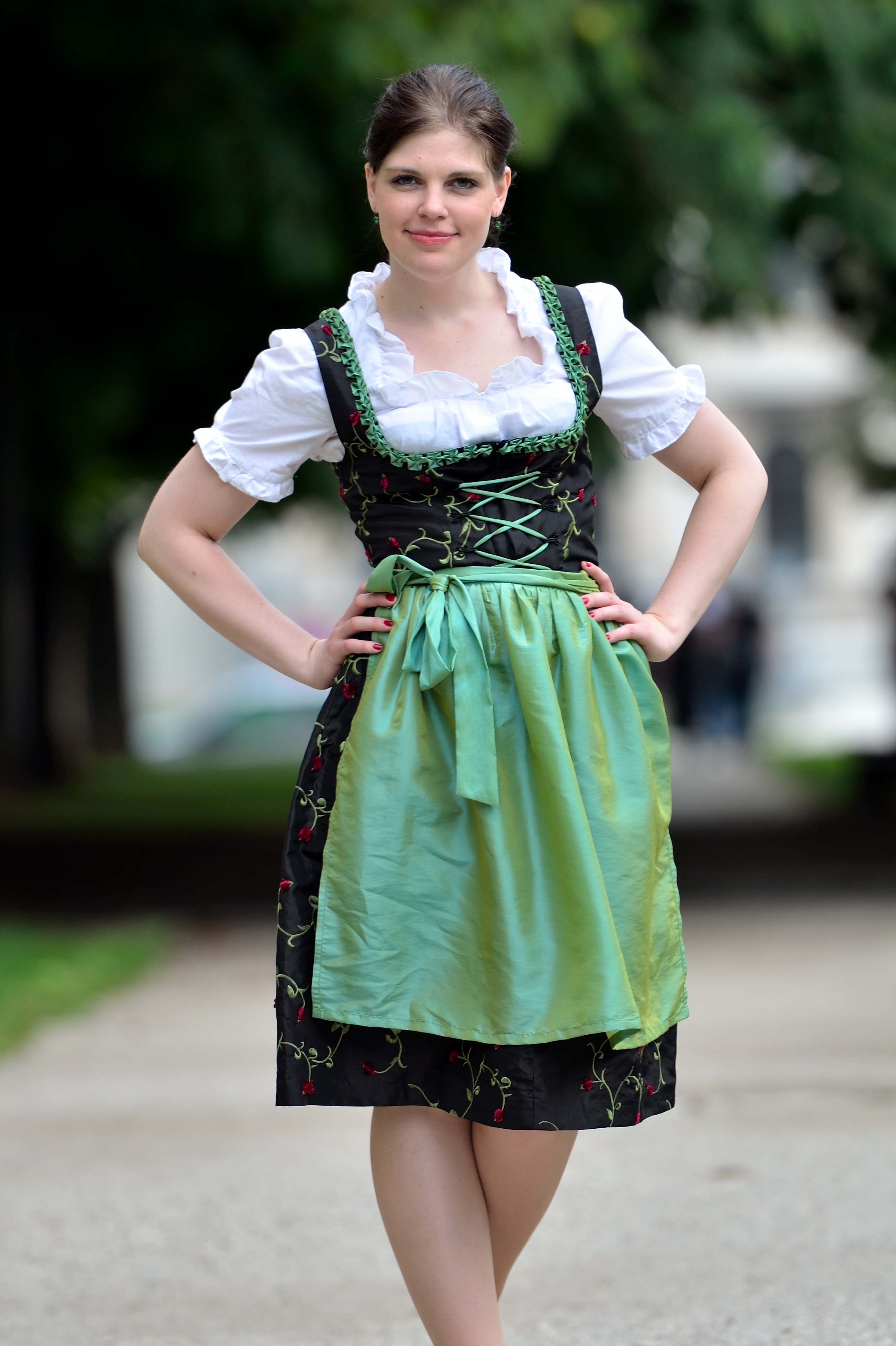 Dirndl-2011
