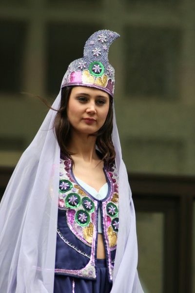 Turkish woman in Ottoman costume 6