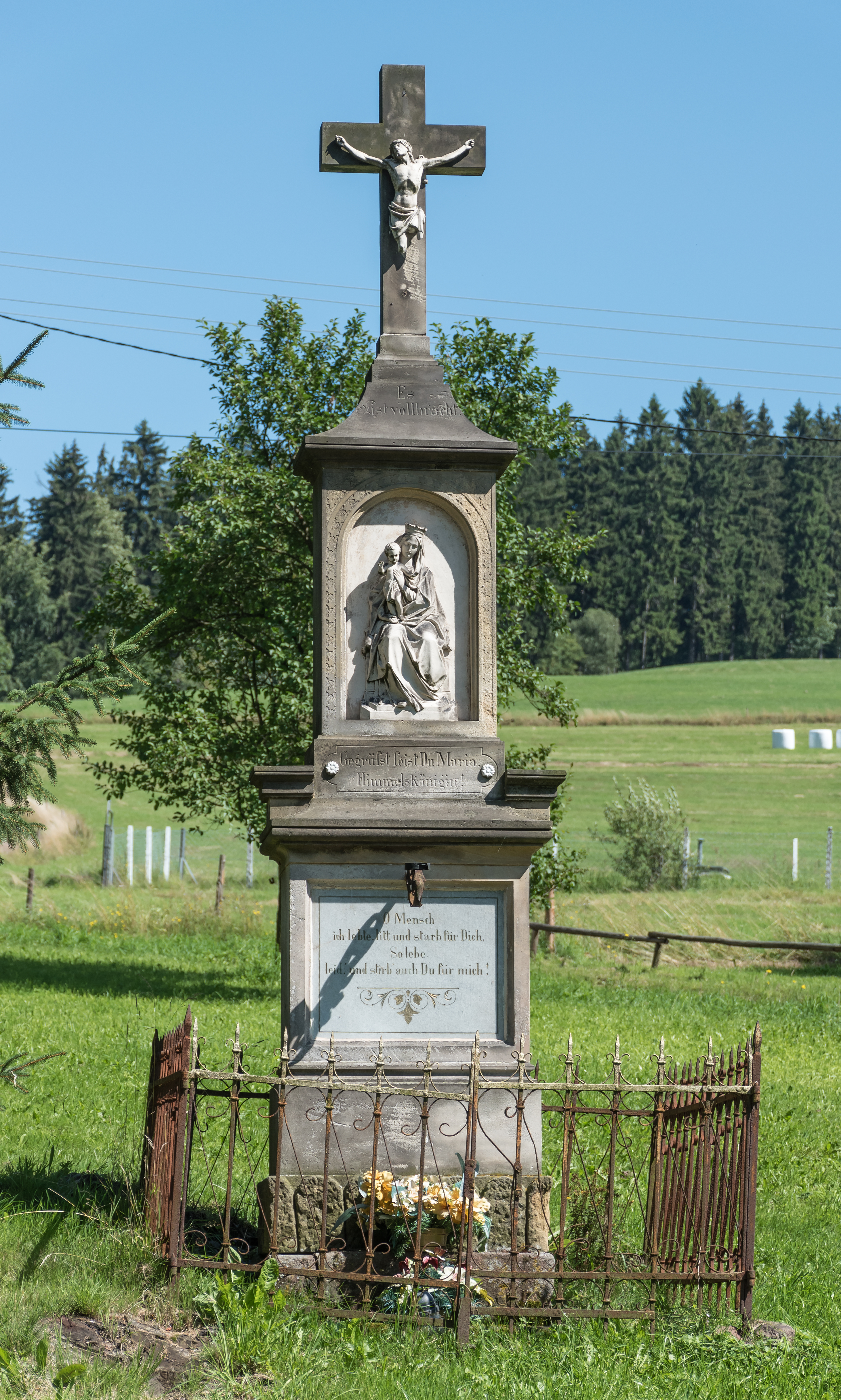 2017 Krzyż przydrożny w Świerkach 4