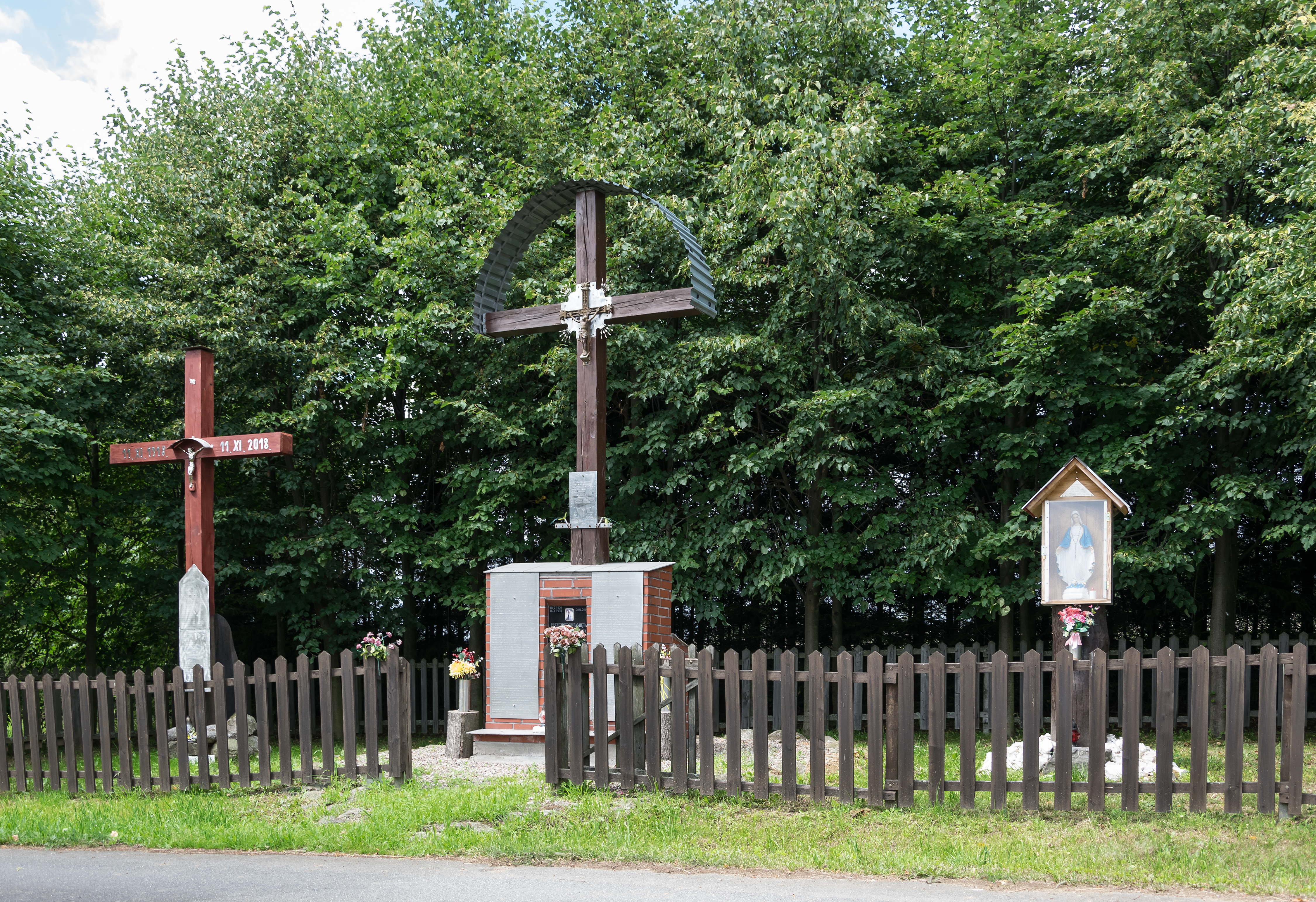 2018 Krzyże w Rogówku 01