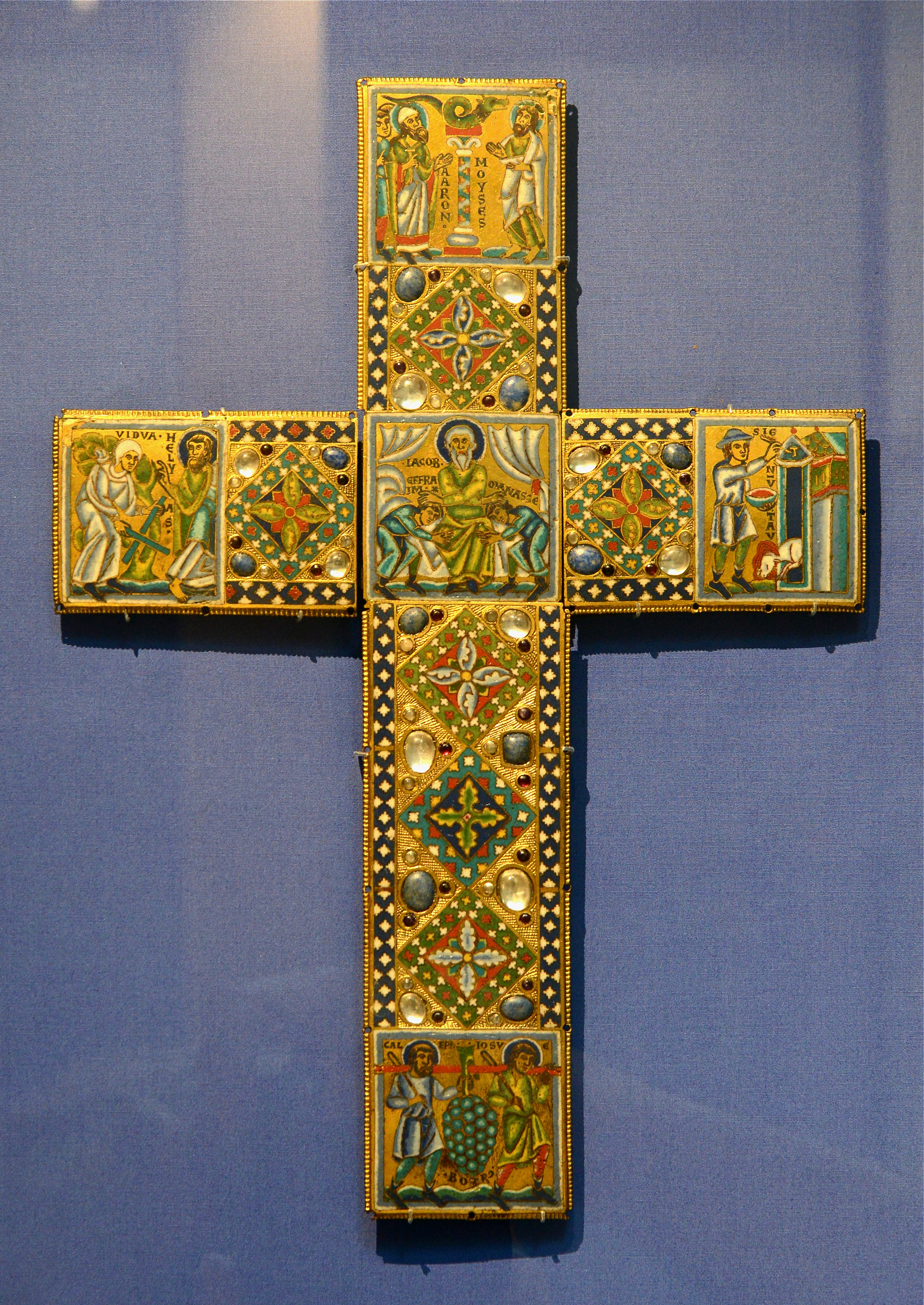 Altar Croce British Museum July 2015-1