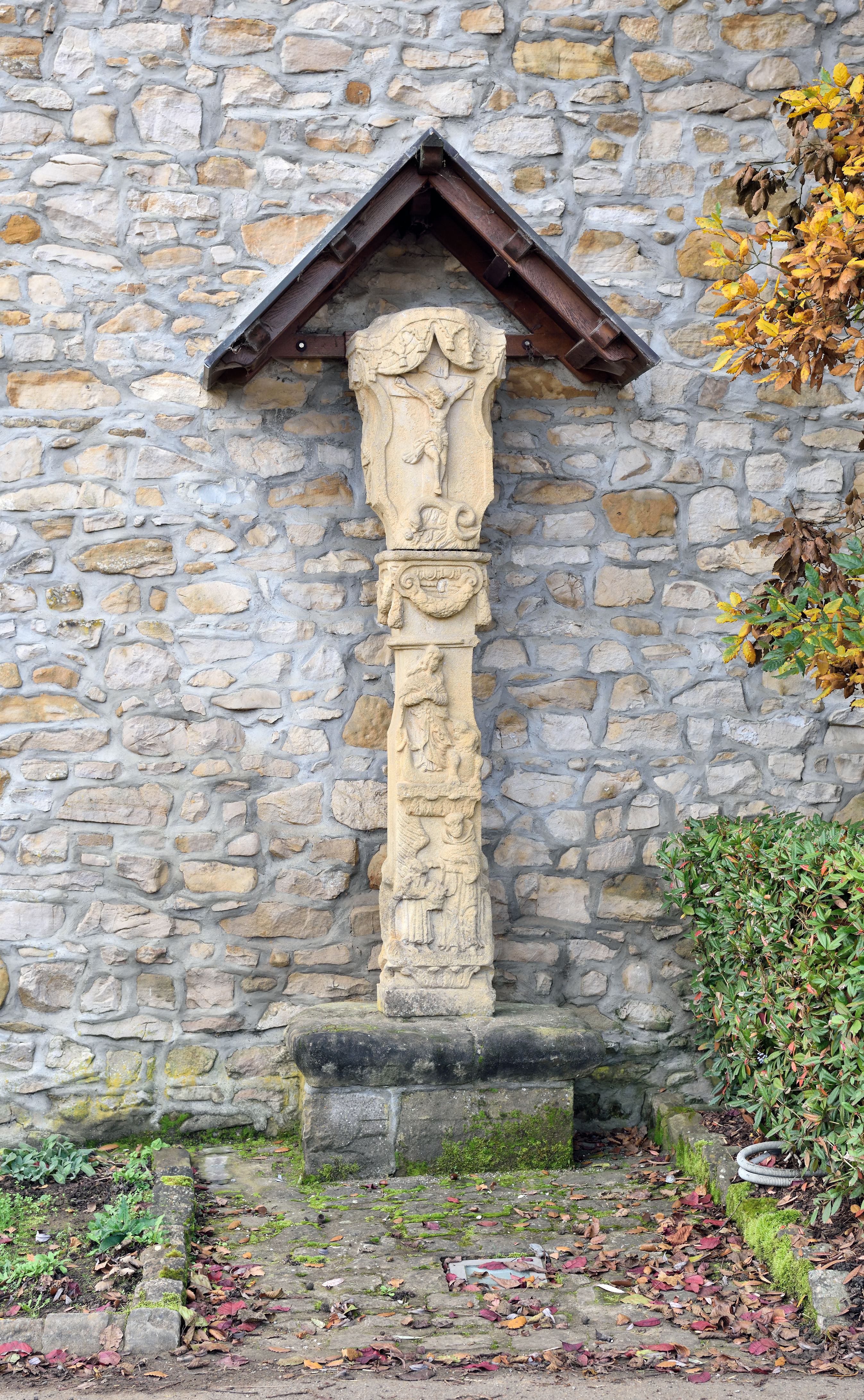 Croix de chemin Mondorff en face d'Altwies