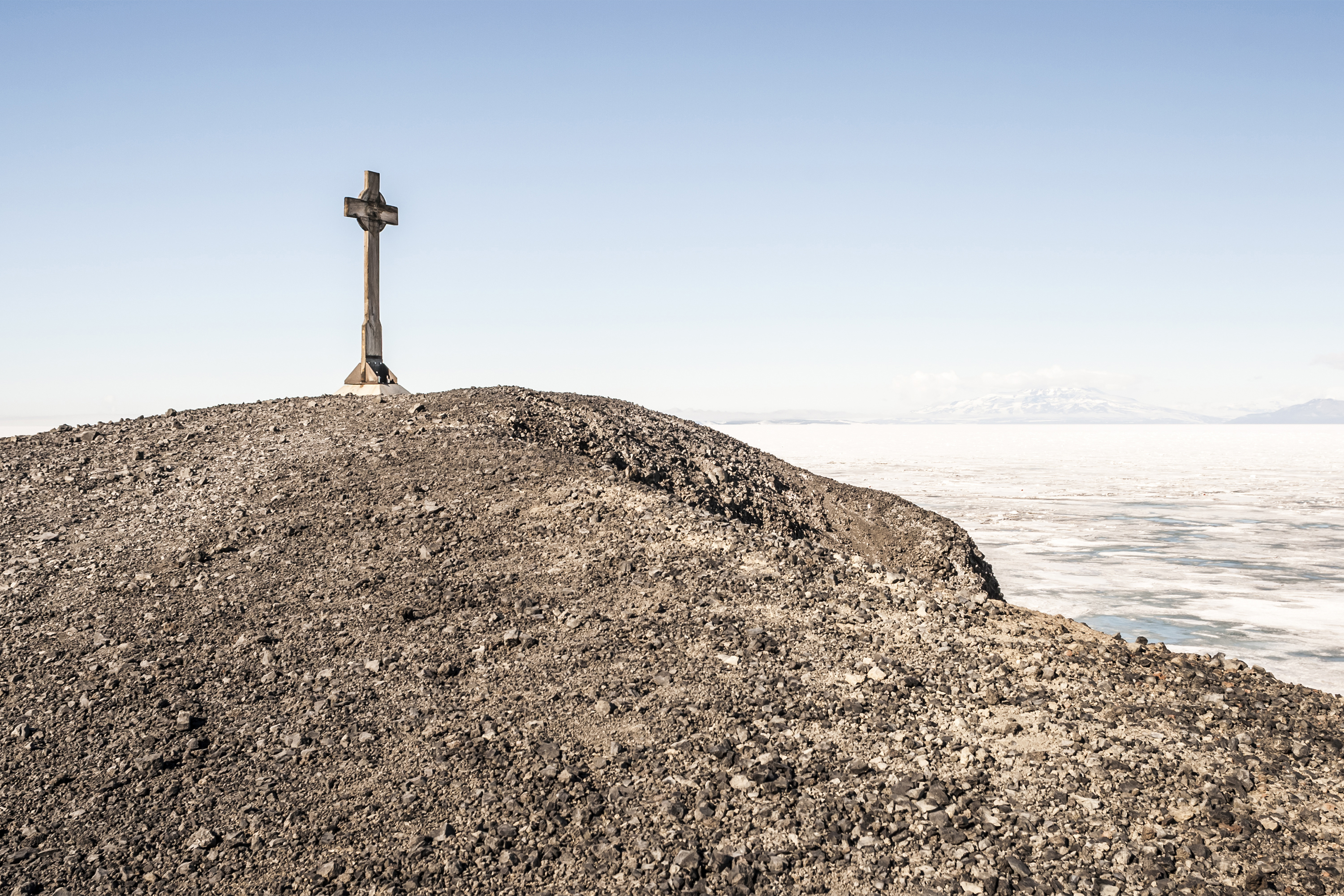 Cross at Hut Point