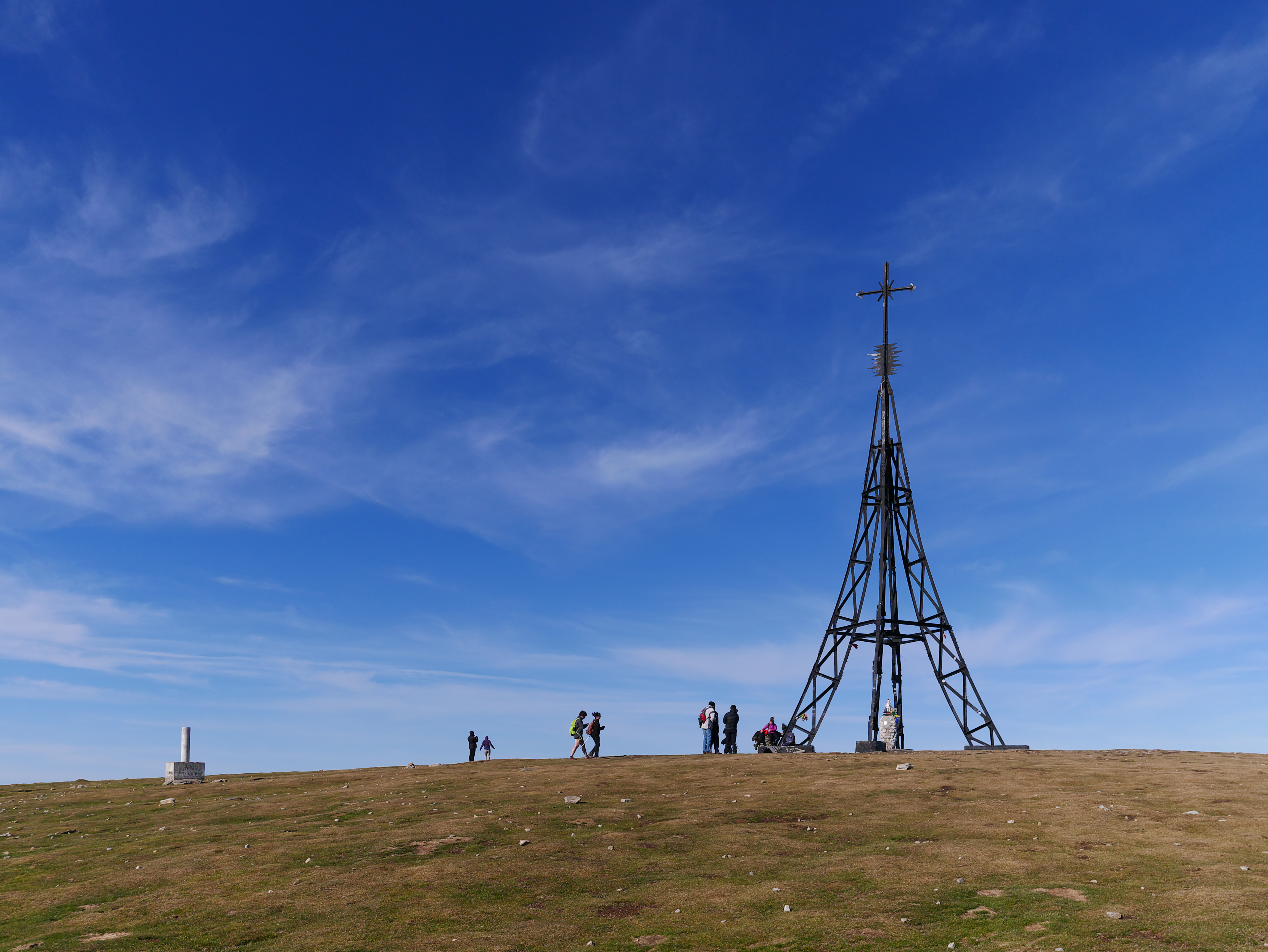 Gorbea cumbre y cruz