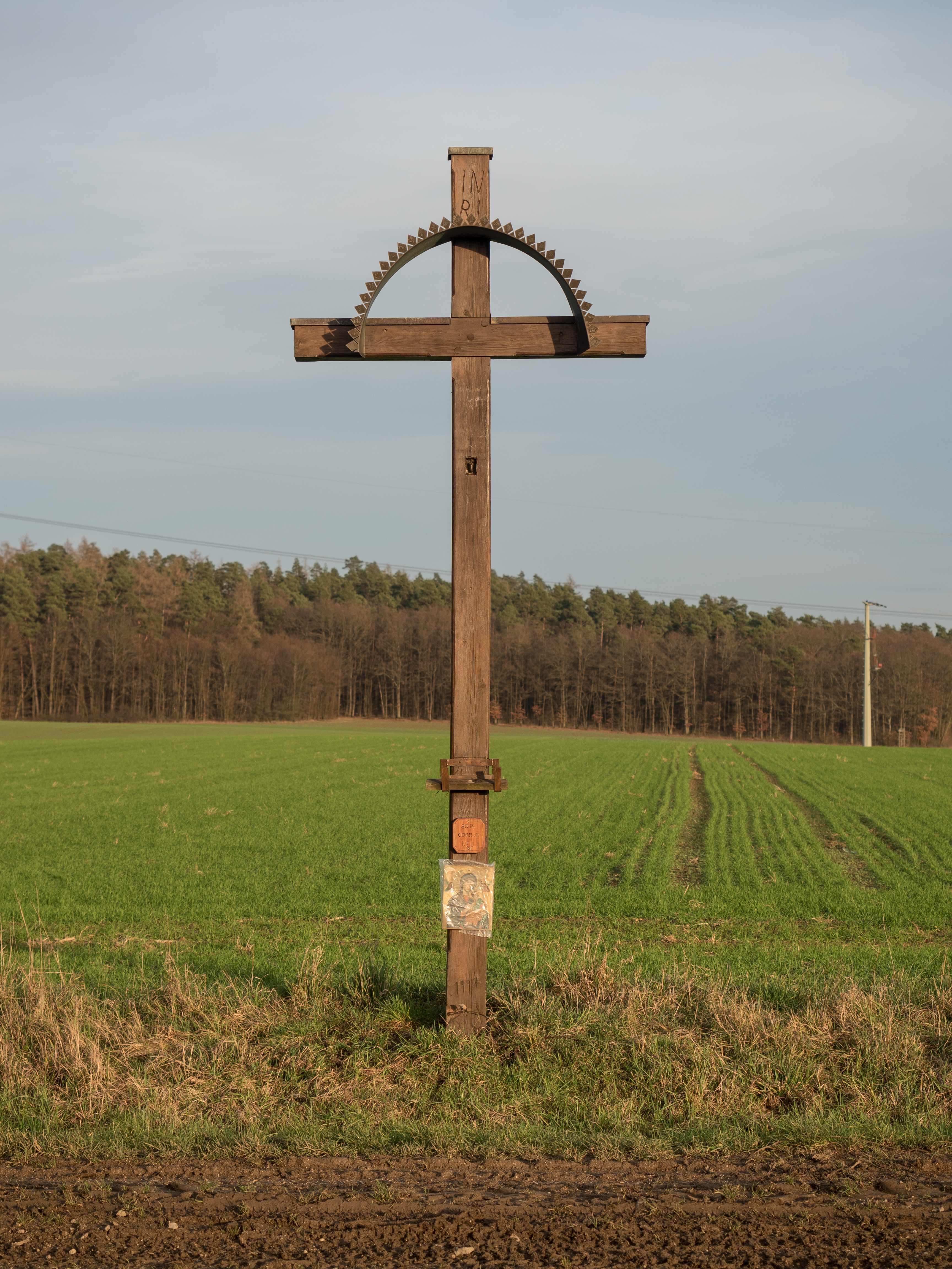 Laubend-Kreuz-271892