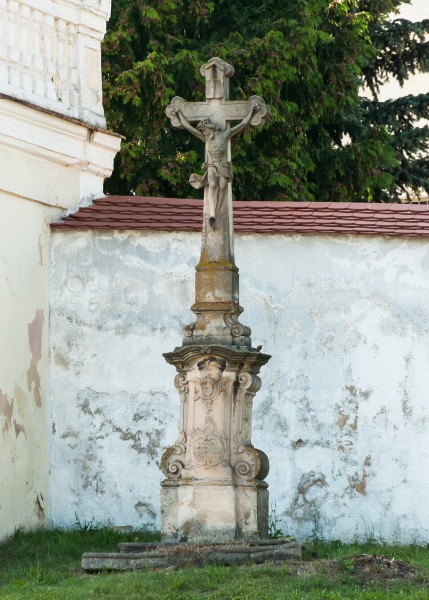 2014 Gorzanów, kościół św. Marii Magdaleny 11