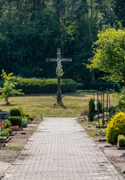 Dülmen, Hausdülmen, Friedhof -- 2015 -- 7345