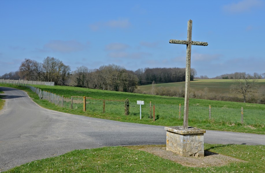 Le Bouchage 16 Croix de carrefour D109 2014