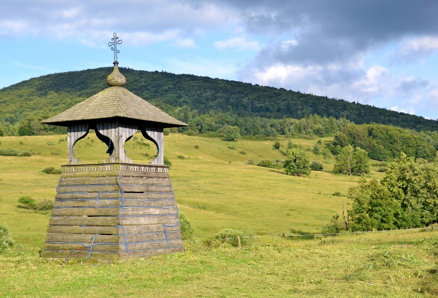 Regietów Wyżny (Рeґєтiв) - dzwonnica 01