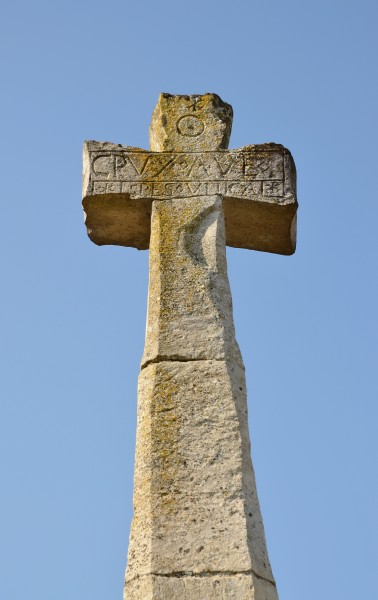 Savigné 86 Croix cimetière 2013