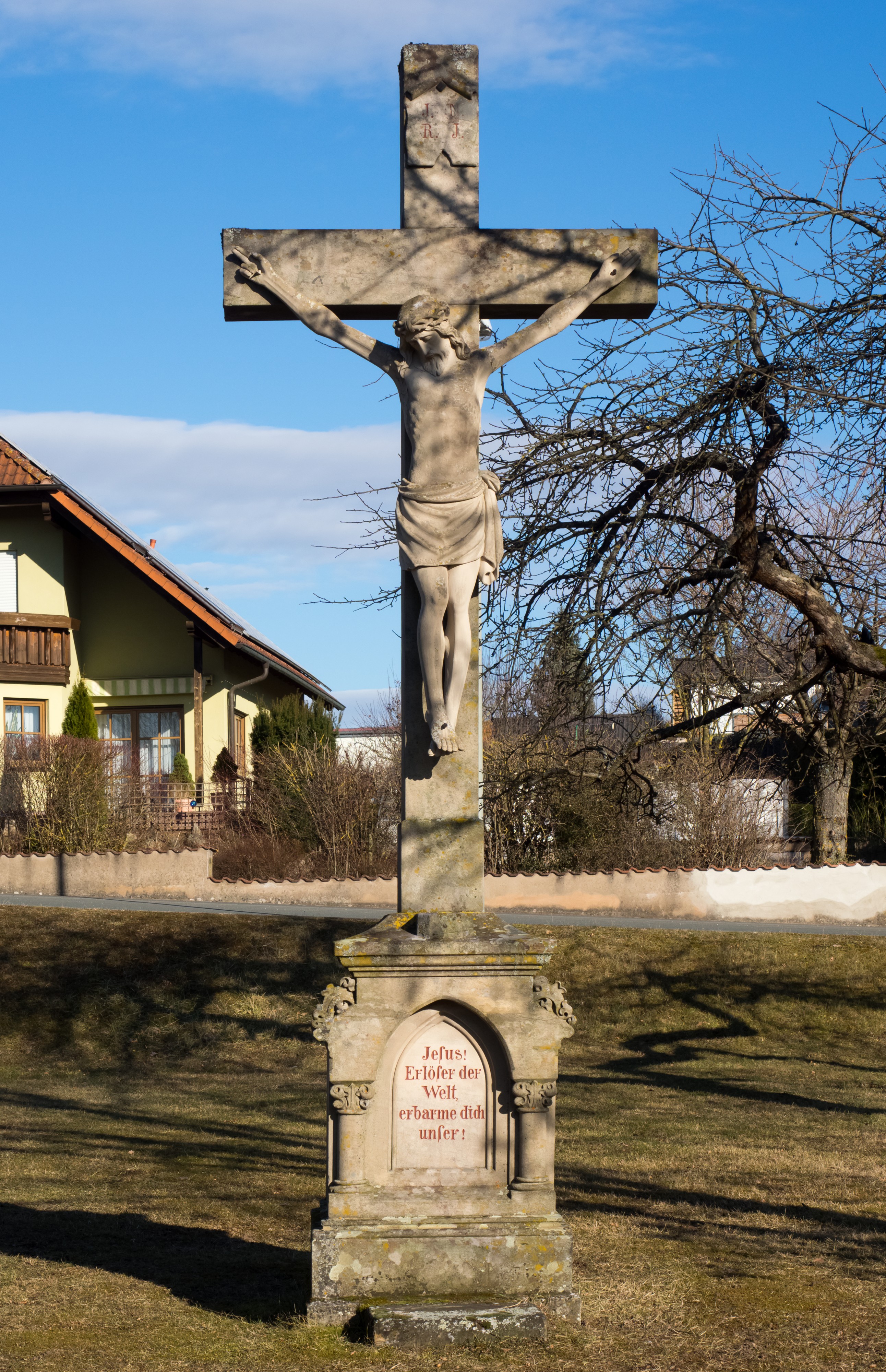 Lauter crucifix P2RM0013