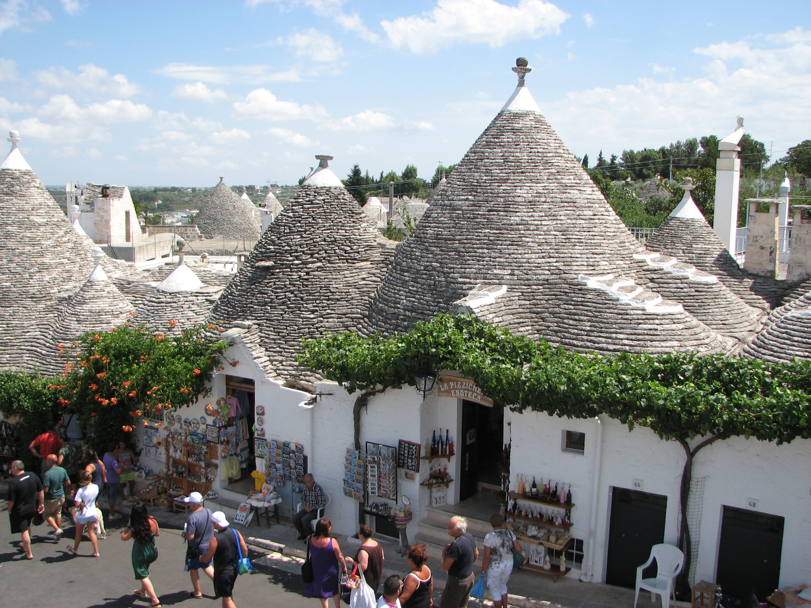 Alberobello photo