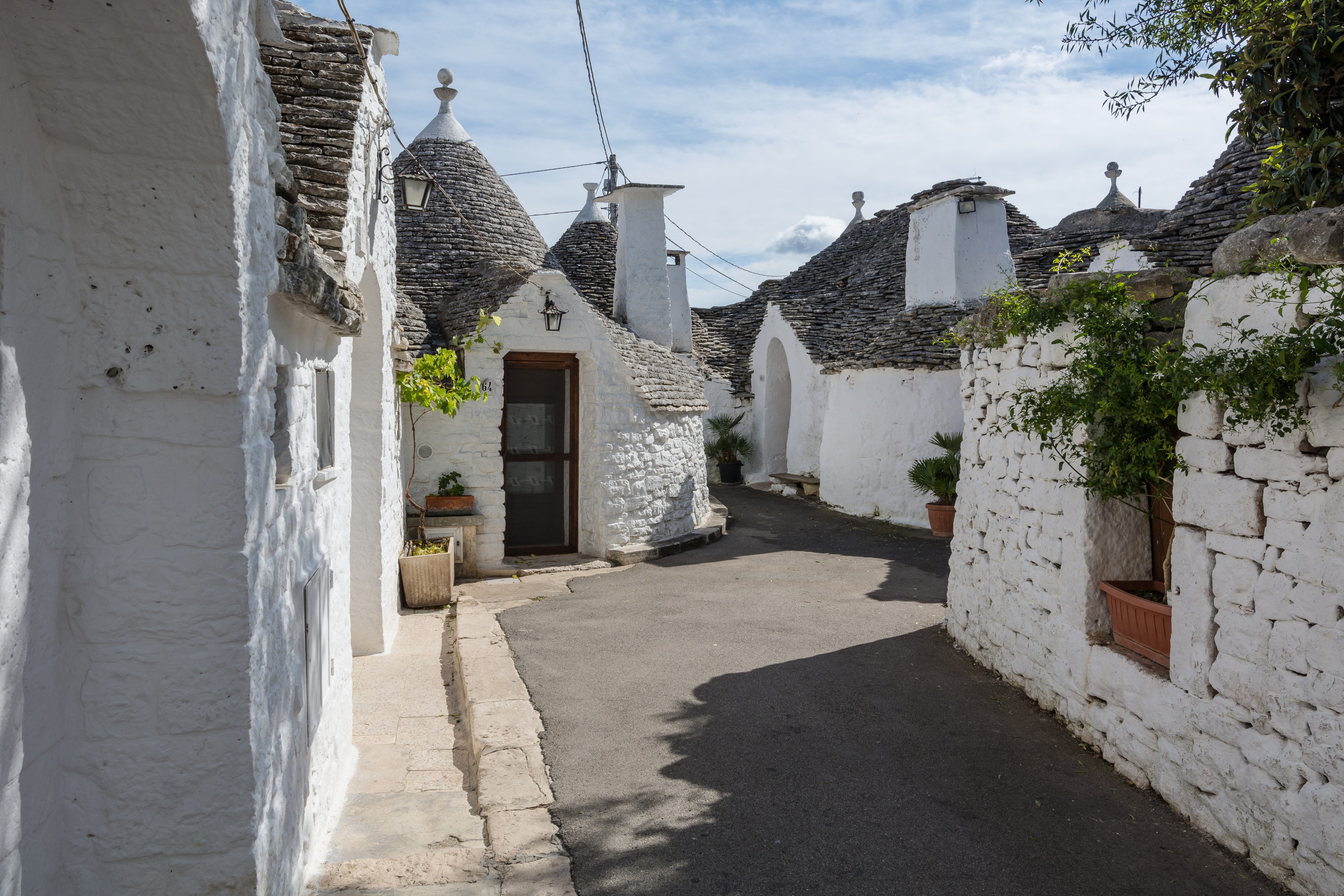 Alberobello Trullo 64-2985