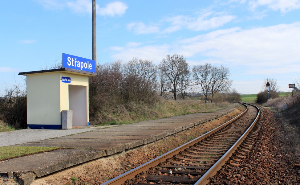 Bušovice, Střapole, train stop
