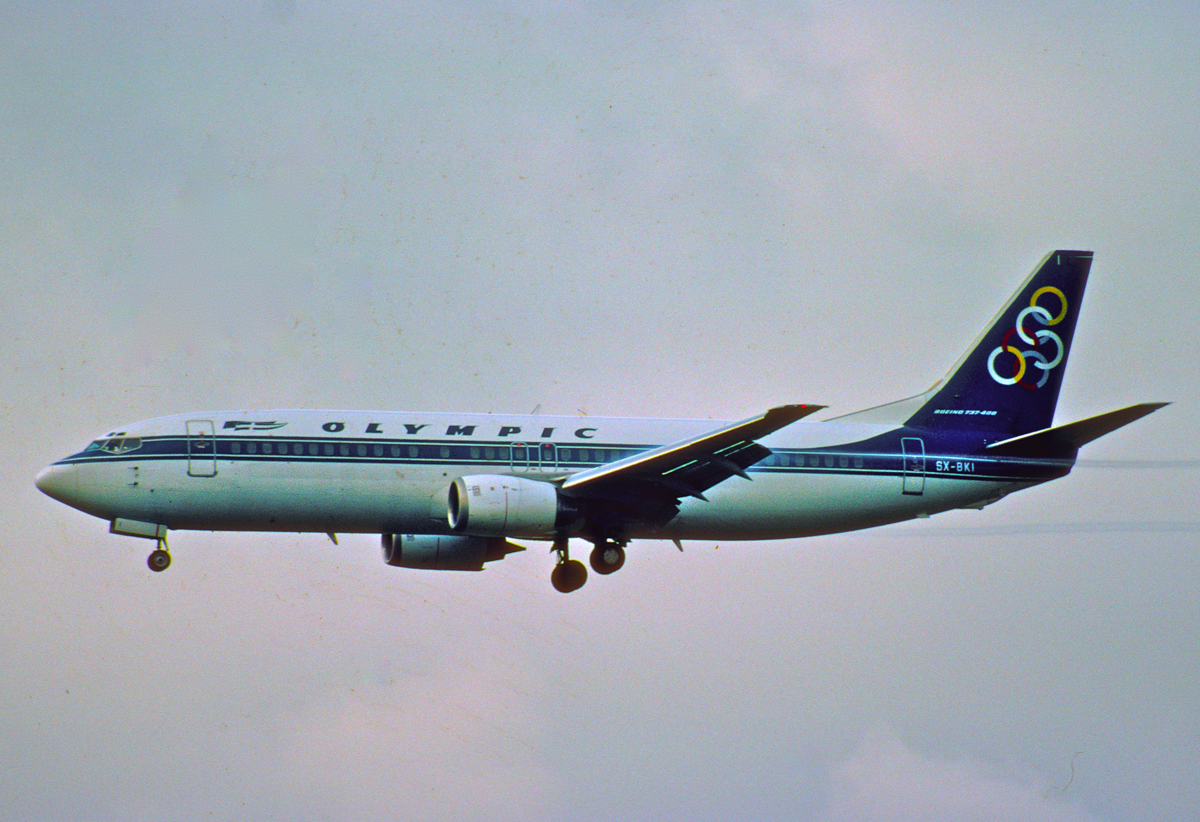 157af - Olympic Airways Boeing 737-4Q8; SX-BKI@ZRH;26.10.2001 (8046812987)