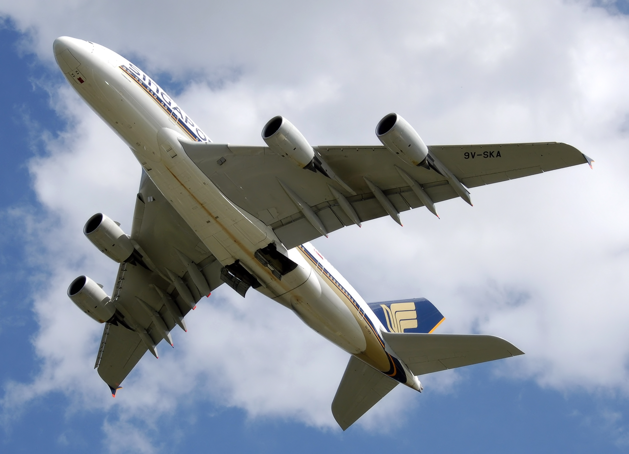 A380 singapore airlines takeoff arp
