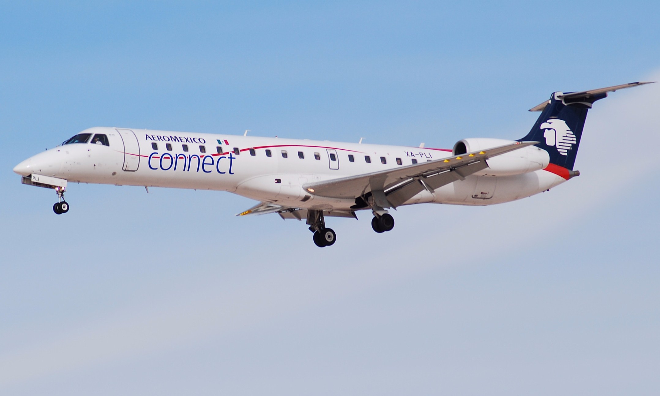 AEROMEXICO CONNECT ERJ-145 (2222769694)
