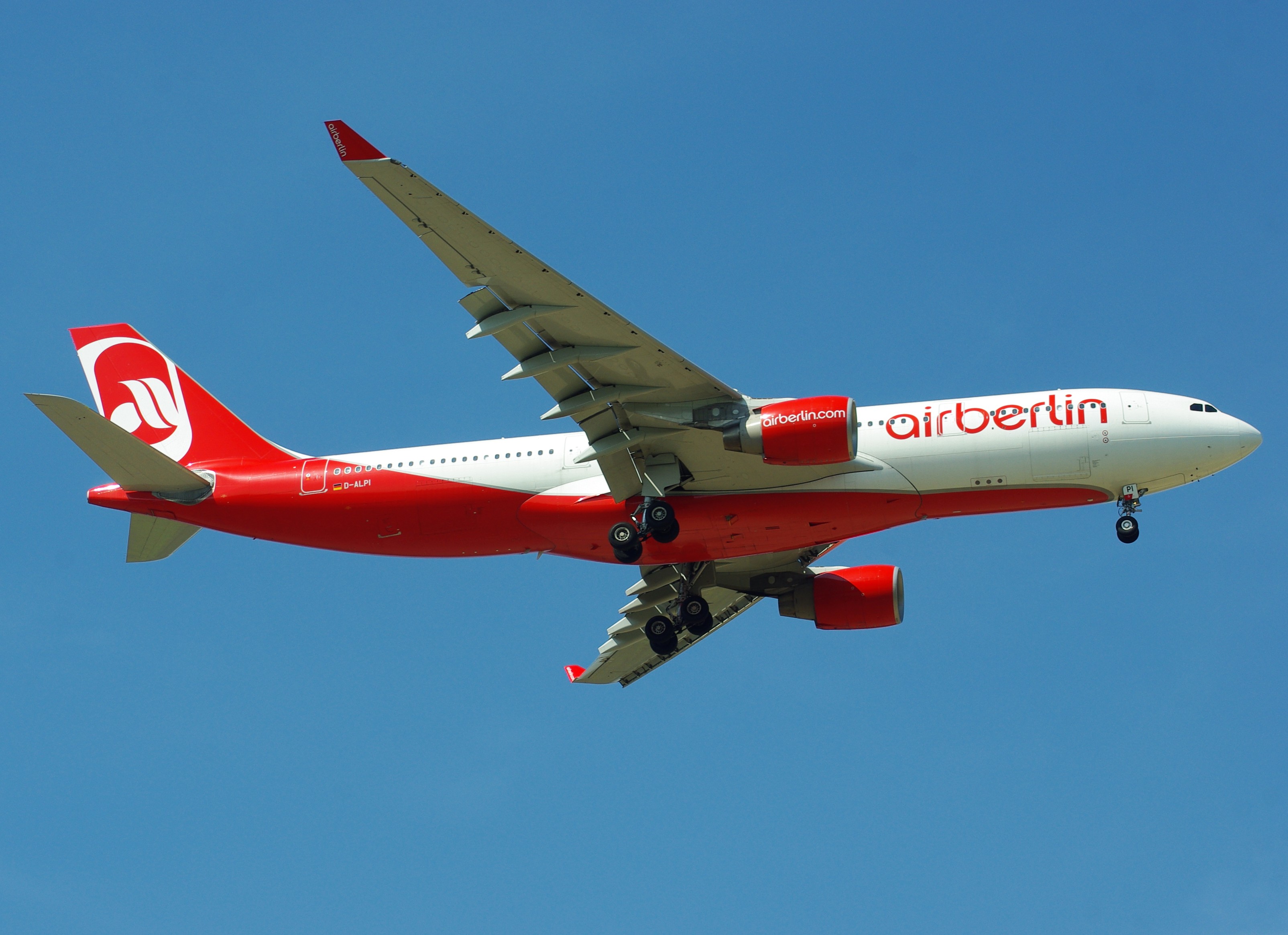 Air Berlin A330-200 D-ALPI