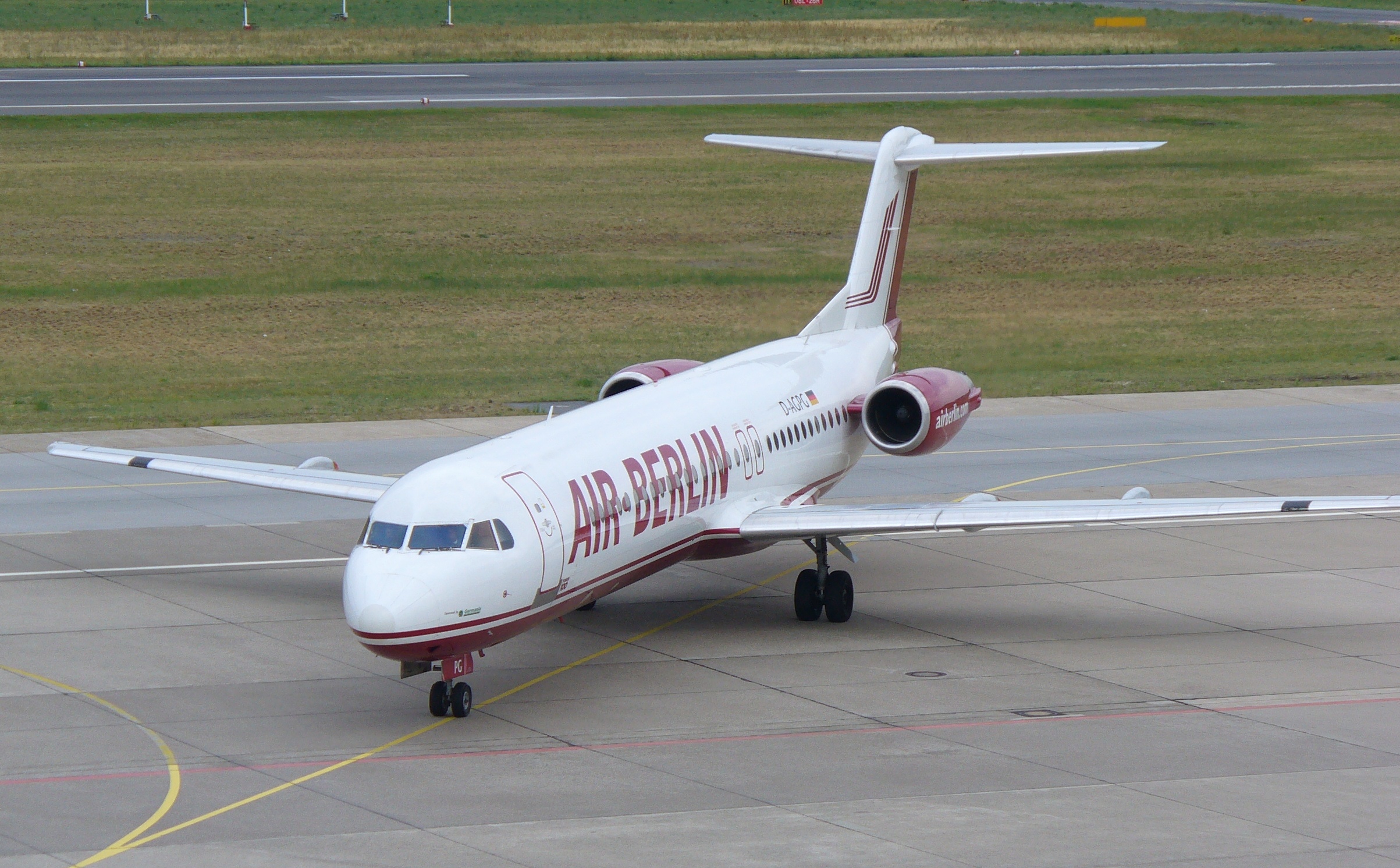 Air Berlin Fokker 100