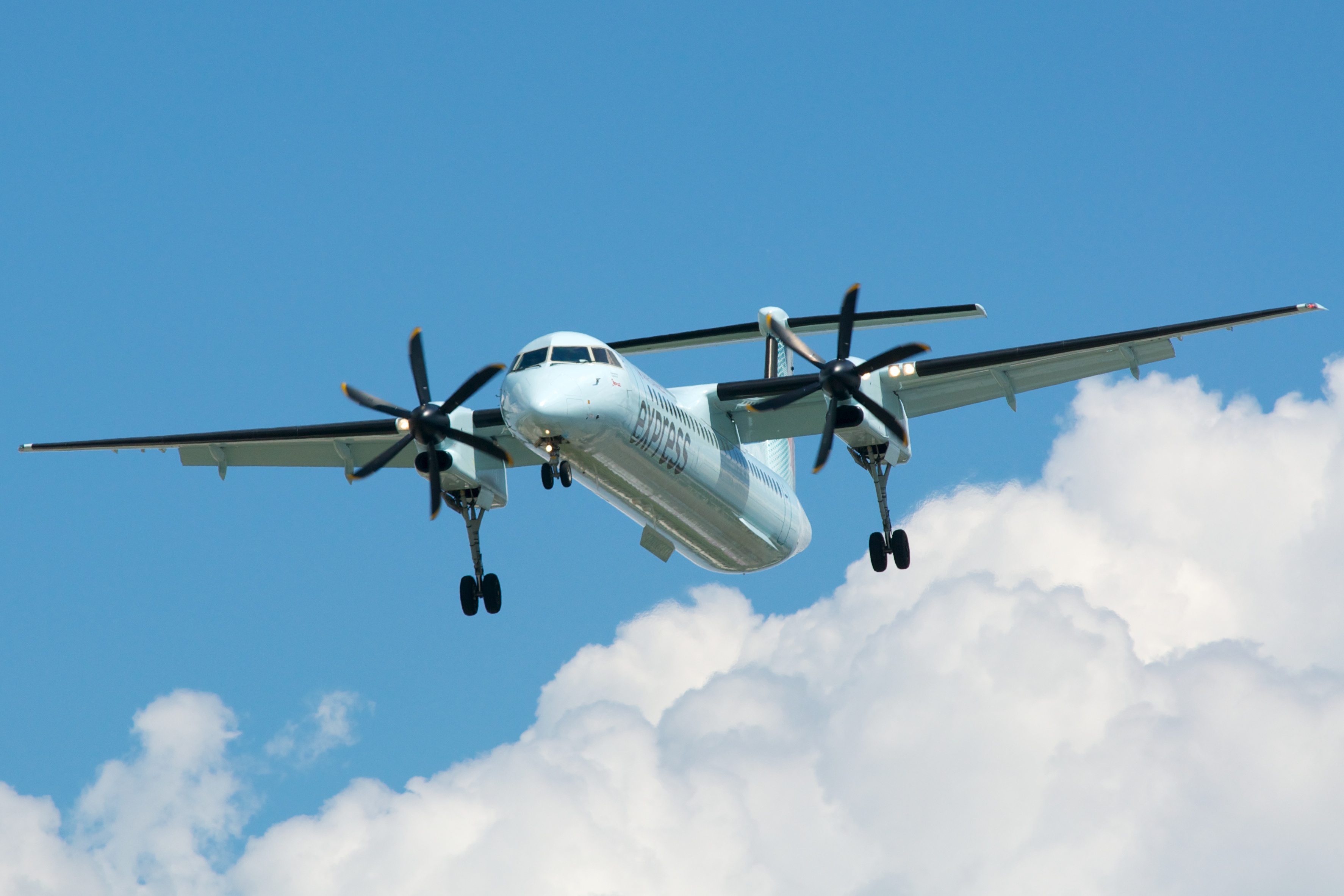 Air Canada Express Q400 (6034178158)