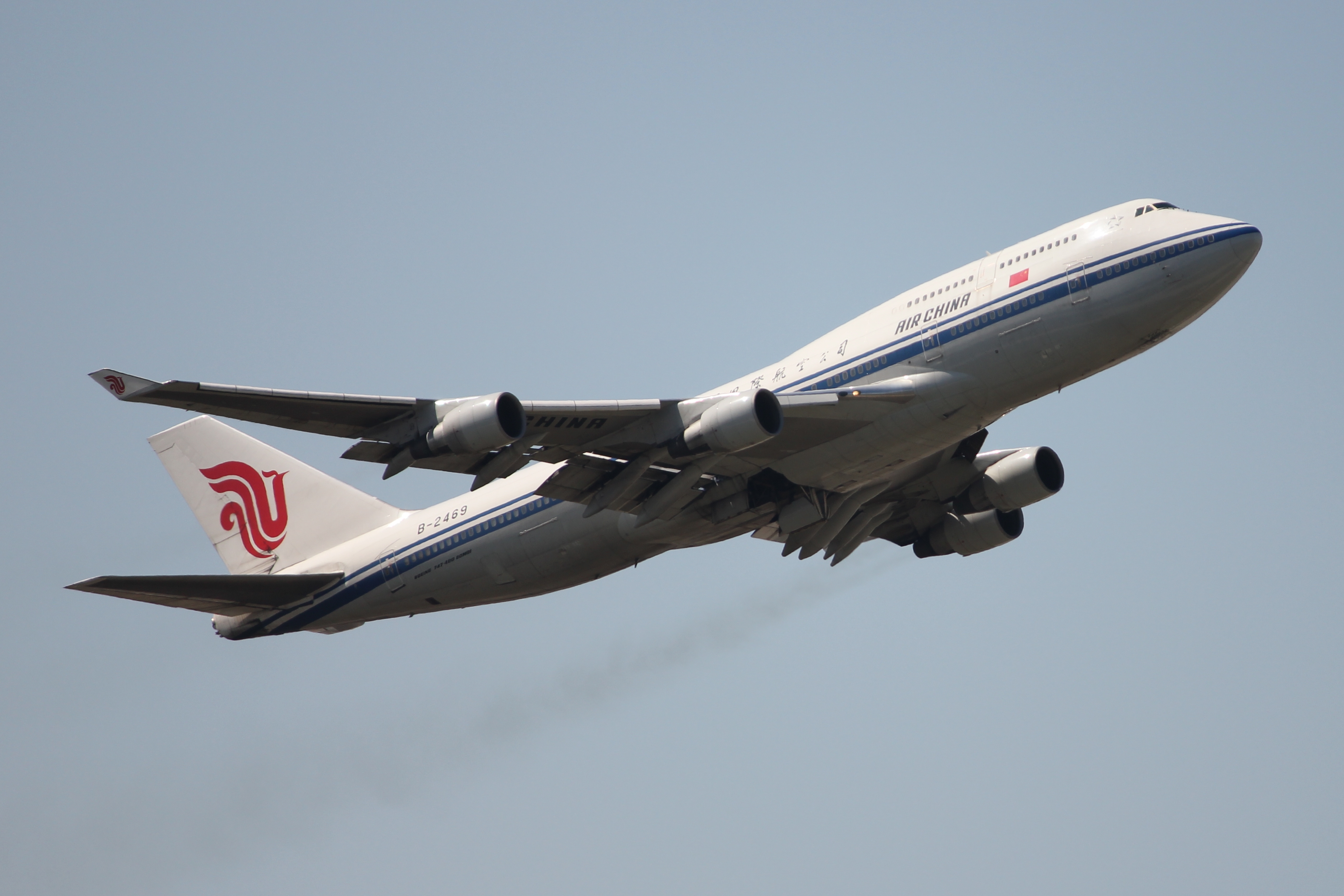 Air China 744 B-2469