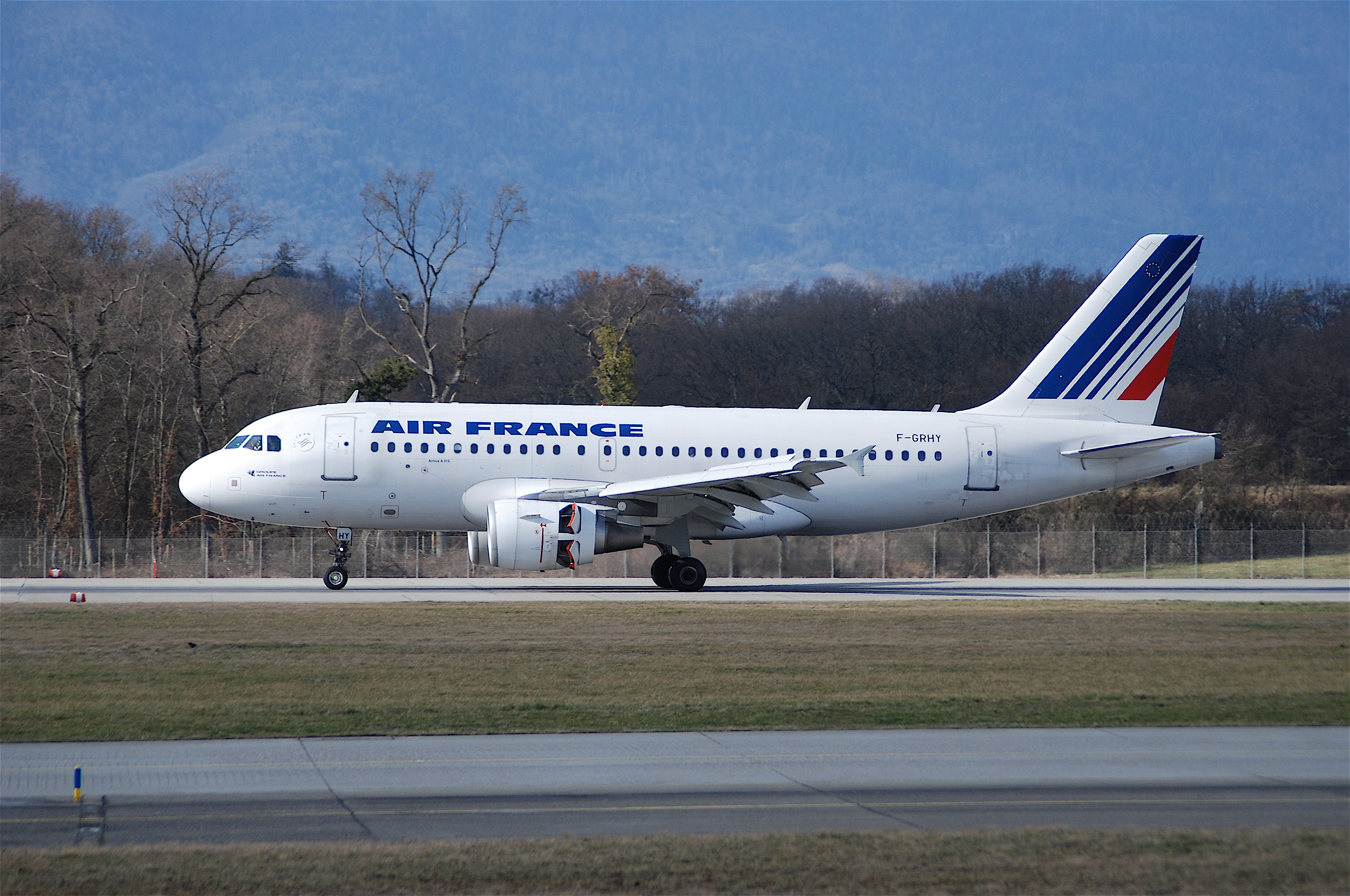 Air France Airbus A319, F-GRHY@GVA,24.02.2007-451fb - Flickr - Aero Icarus