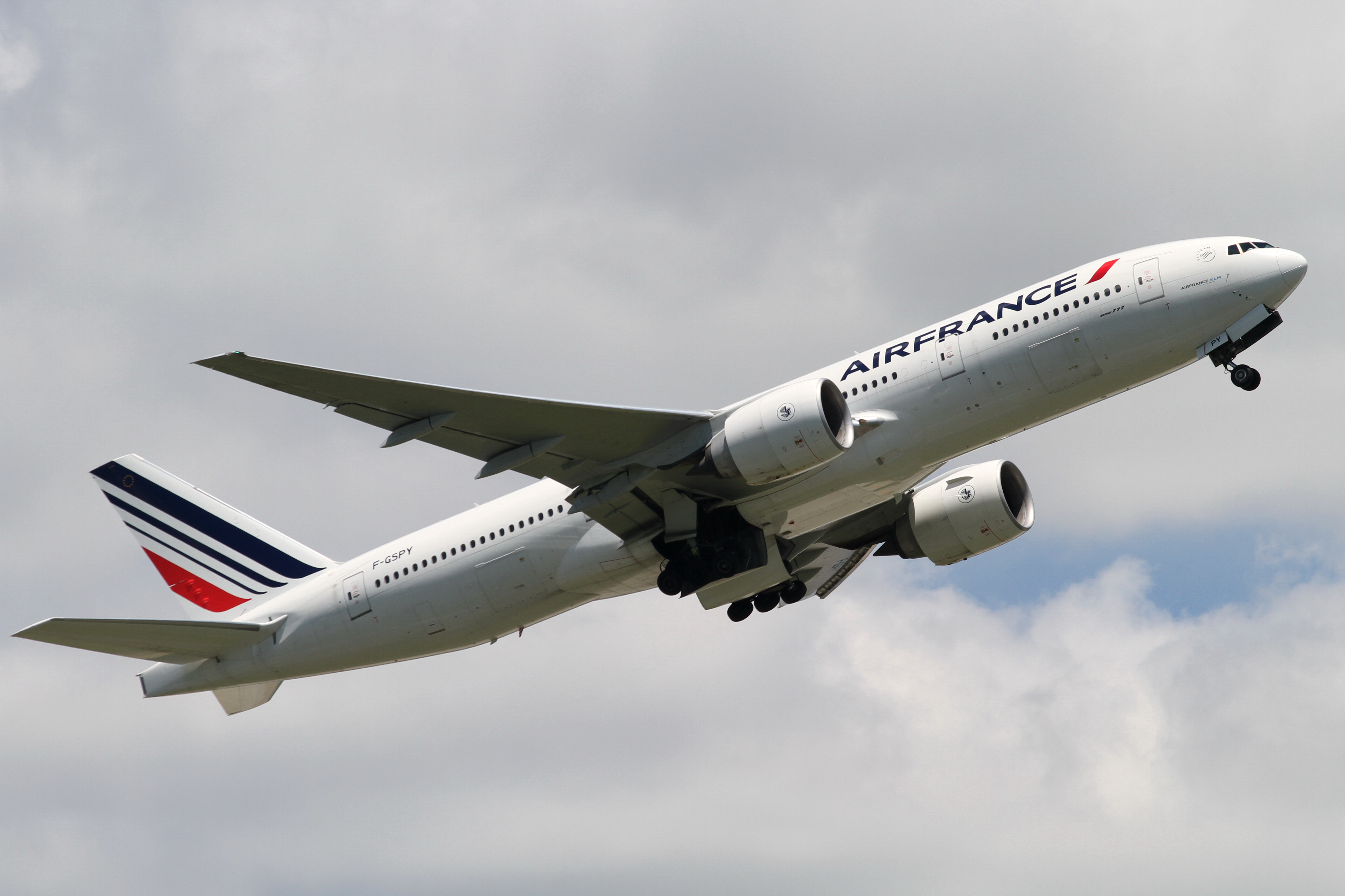 Air France B777-200ER(F-GSPY) (4815799088)