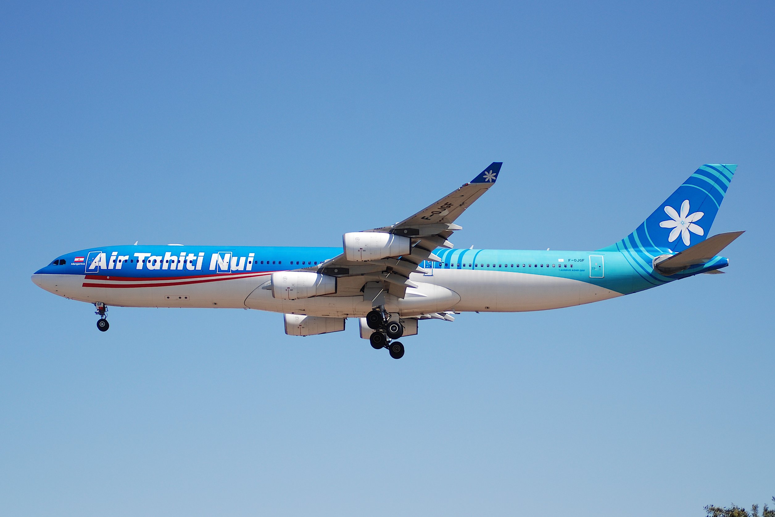 Air Tahiti Nui Airbus A340-300; F-OJGF@LAX;18.04.2007 463gz (4270274951)