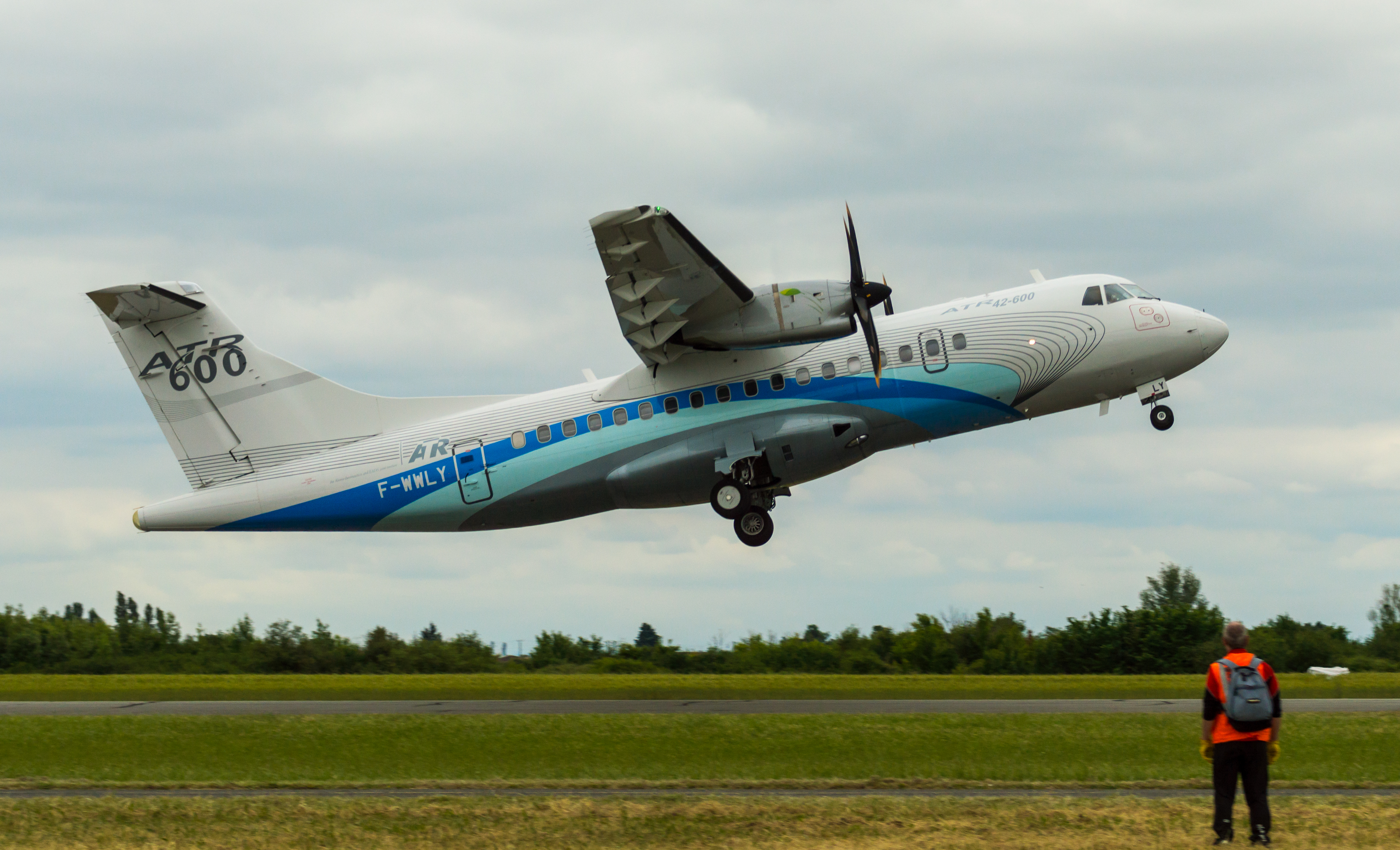 AirExpo 2015 - ATR42 (1)