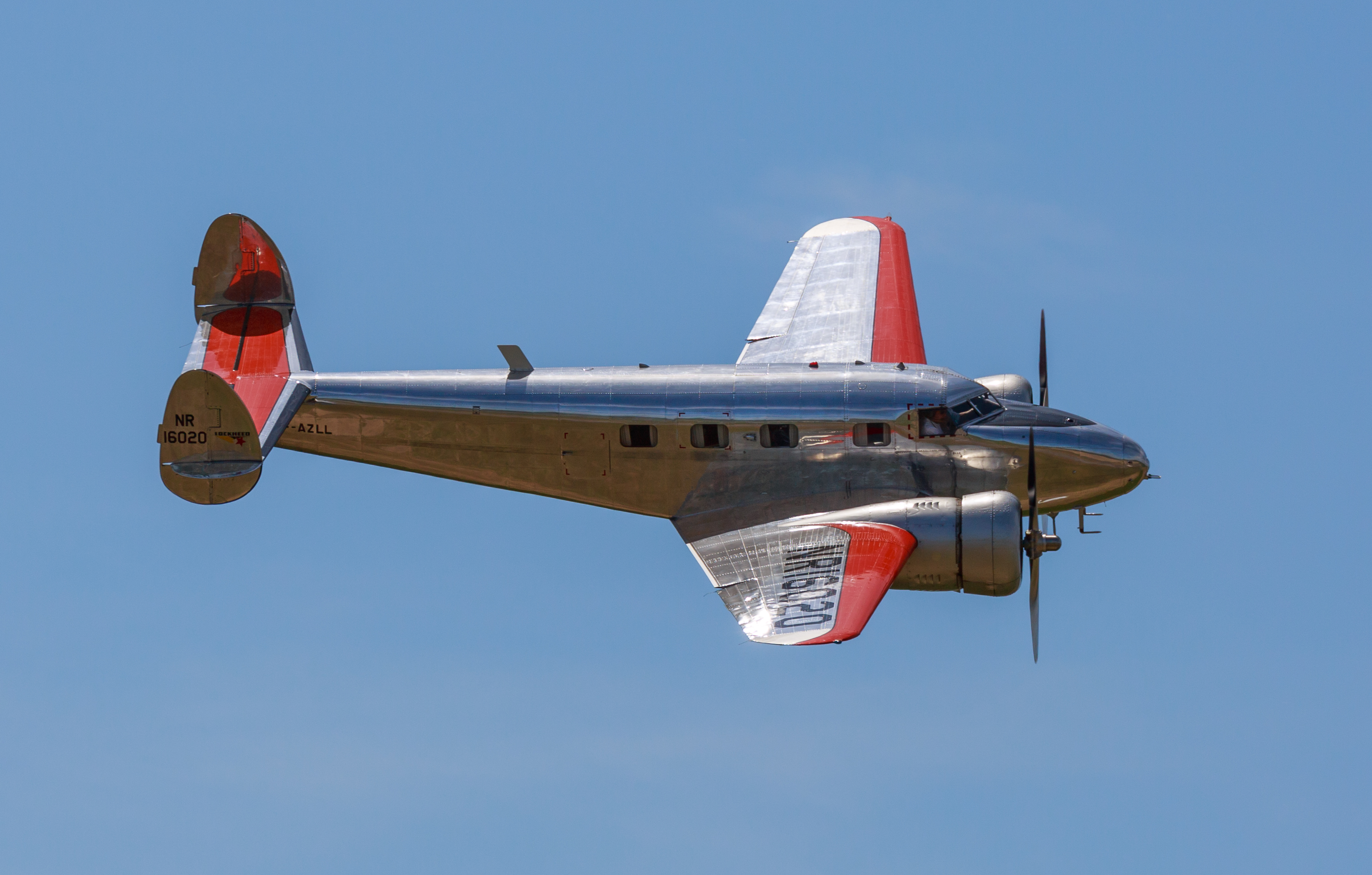 AirExpo 2016 - L-12 Electra Junior (1)